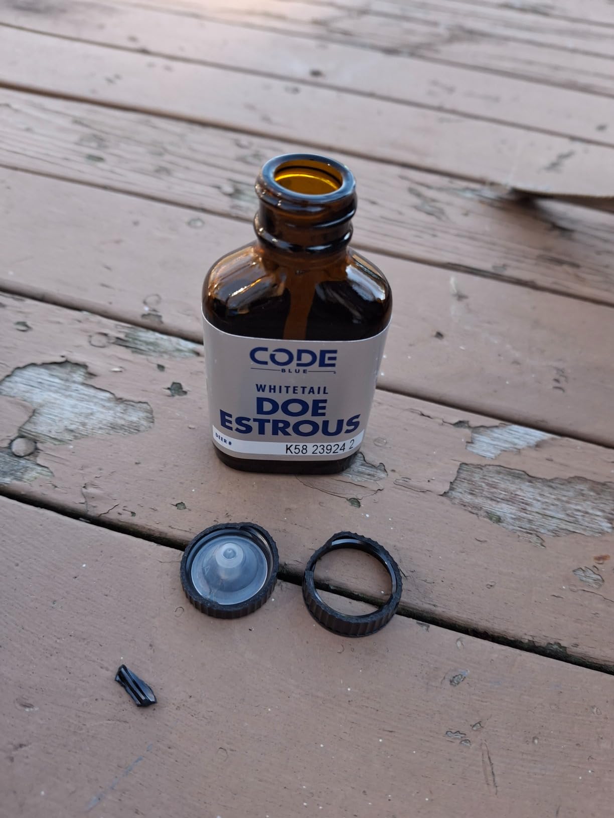 Code Blue Whitetail Doe Estrous – Premium Deer Attractant with Authentic Doe Scent to Lure Mature Bucks & Boost Hunting Success, 1 oz customer photo 1