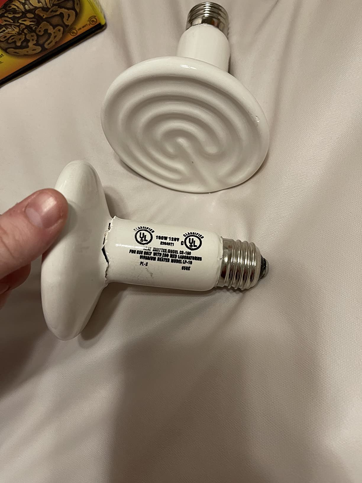 Zoo Med Repticare 100 Watt Ceramic Infrared Heat Emitter customer photo 1