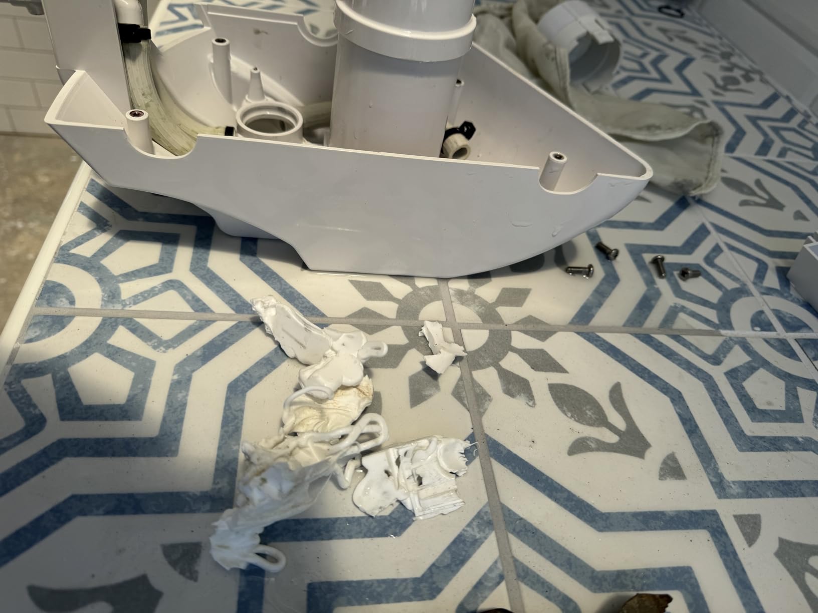Polaris Vac-Sweep 380 Pressure Side Pool Cleaner, Triple Jet Powered customer photo 1