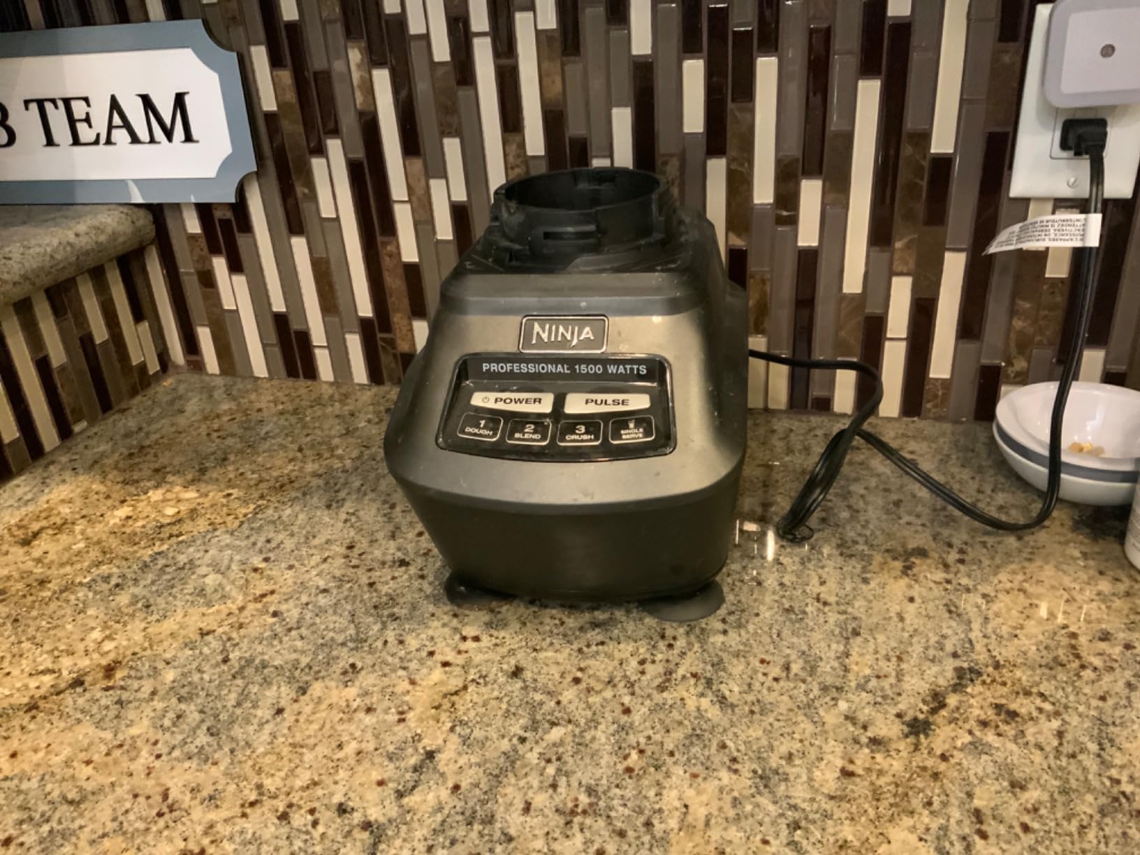 Ninja Kitchen System Pro, 1500W, 72oz Pitcher, 8-Cup, Black, BL770 customer photo 2