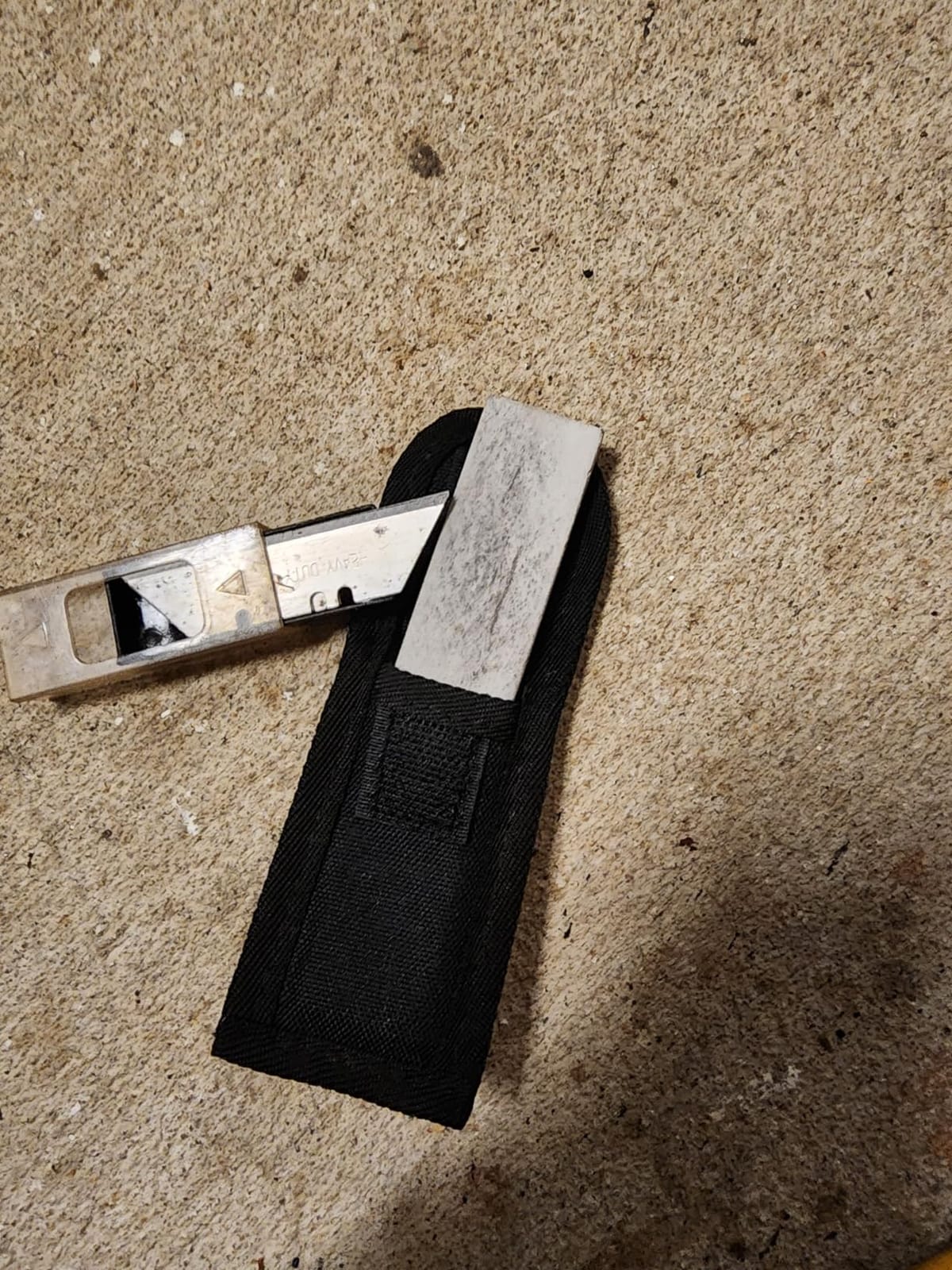AccuSharp Pocket Stone Sharpener with Pouch, 3 Inch Dual-Sided Sharpening Stone for Knives, Fish Hooks, Camping, Hunting Knives, Restores, Repairs & Hones Blades, Diamond customer photo 1