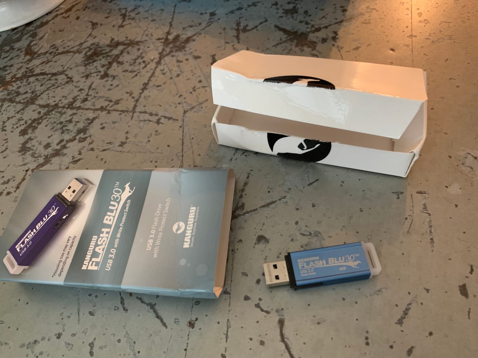 Kanguru Defender Elite30 – 16 GB Hardware Encrypted Flash Drive - Physical Write Protect Switch – SuperSpeed USB 3.0 customer photo 1