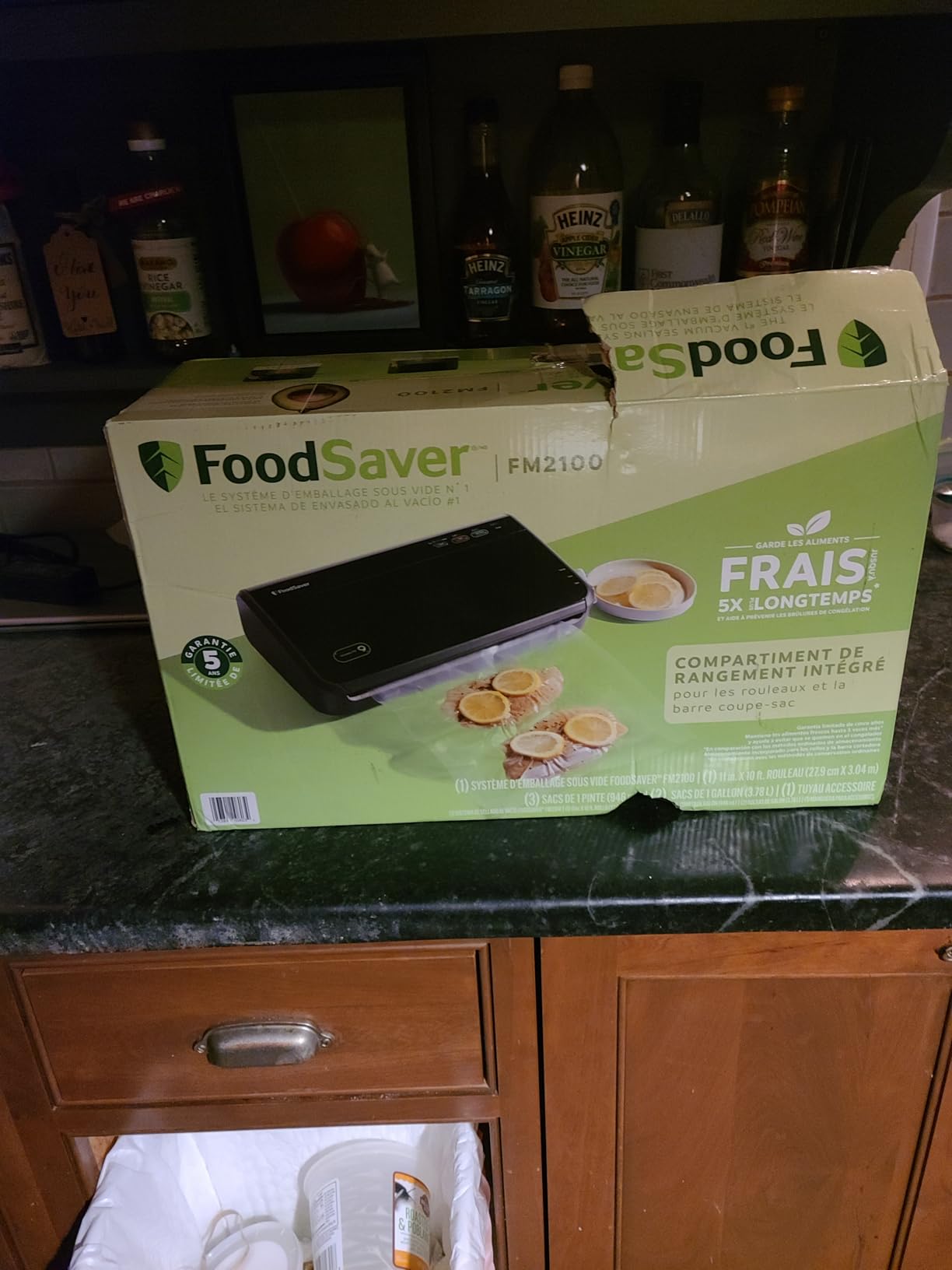 FoodSaver FM2100 Vacuum Sealer Machine, One-Touch Sealing, Roll Storage & Cutter, Dry & Moist Food, For Sous Vide Cooking, Accessory Port & Hose, Starter Bags & Roll Included customer photo 1