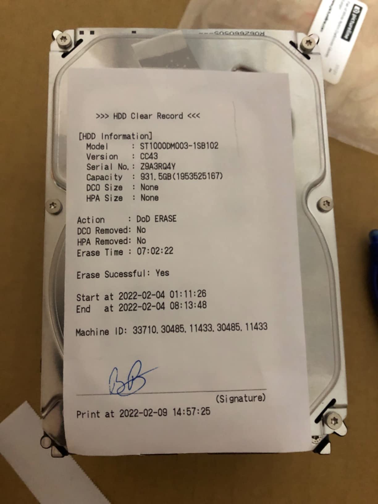 StarTech.com Single Bay SSD/HDD Hard Drive Eraser, 2.5/3.5