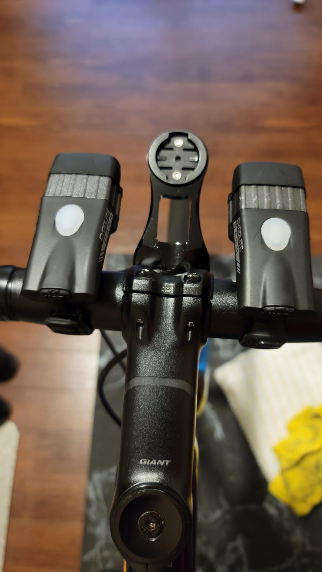 CYGOLITE Dash– 600 Pro, 520, 460 Lumen Bicycle Light Models– 5 Night & 3 Daytime Modes– Ultra Compact– IP64 Water Resistant– Sturdy Flexible Mount– USB Rechargeable– for Aero Road, Commuter Bicycles customer photo 1