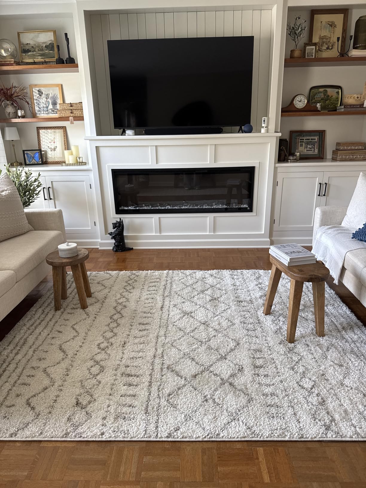SAFAVIEH Arizona Shag Rug 9'x12', Soft Plush Boho Ivory & Beige ASG741A customer photo 2
