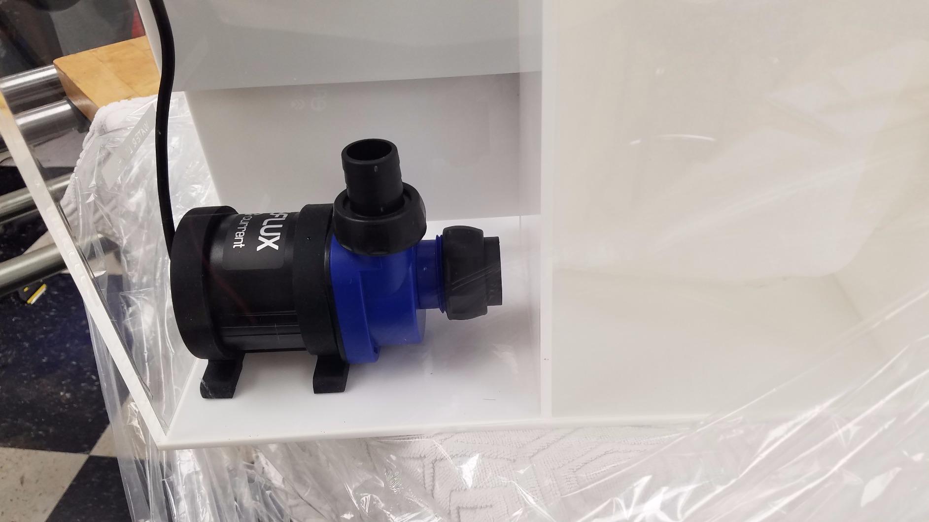 CURRENT USA eFlux DC Flow Pump with Control 1050 GPH | Loop Controllable Aquarium DC Return 210-1050 GPH | Quiet, Submersible or External | Fish Tank, Sump, Pond, Freshwater and Saltwater Marine Use customer photo 1