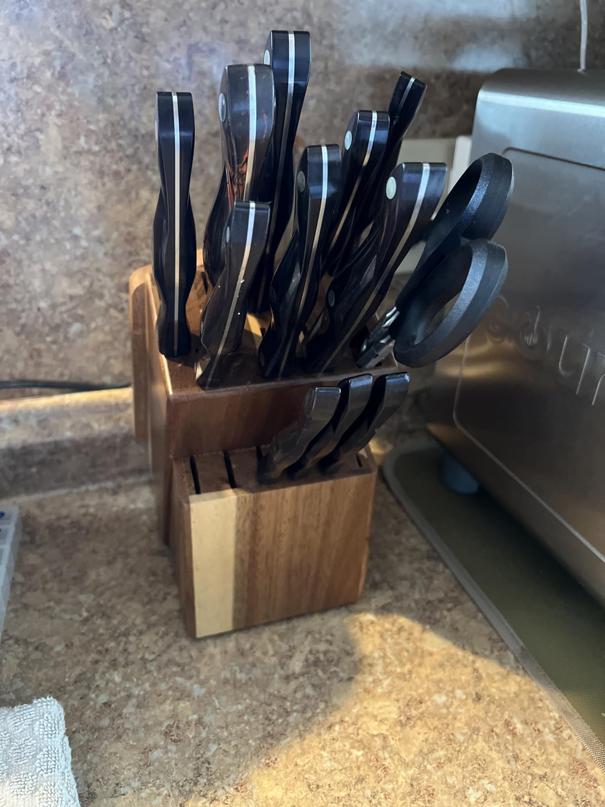 Coninx Acacia Wood Kitchen Knife Block - 15 Slots Knife Holder - Professional Quality Wood Knife Organizer - Secure Knife Stand To Keep Knives Neat & Sharp - Knife Blocks for Kitchen Knife Storage customer photo 1