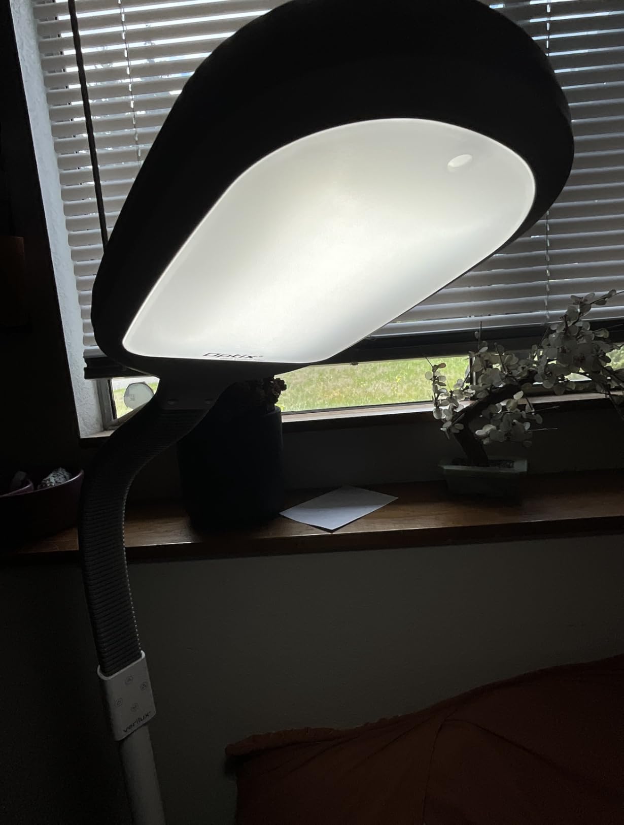 Verilux SmartLight Full Spectrum LED Floor Lamp with Adjustable Brightness customer photo 2