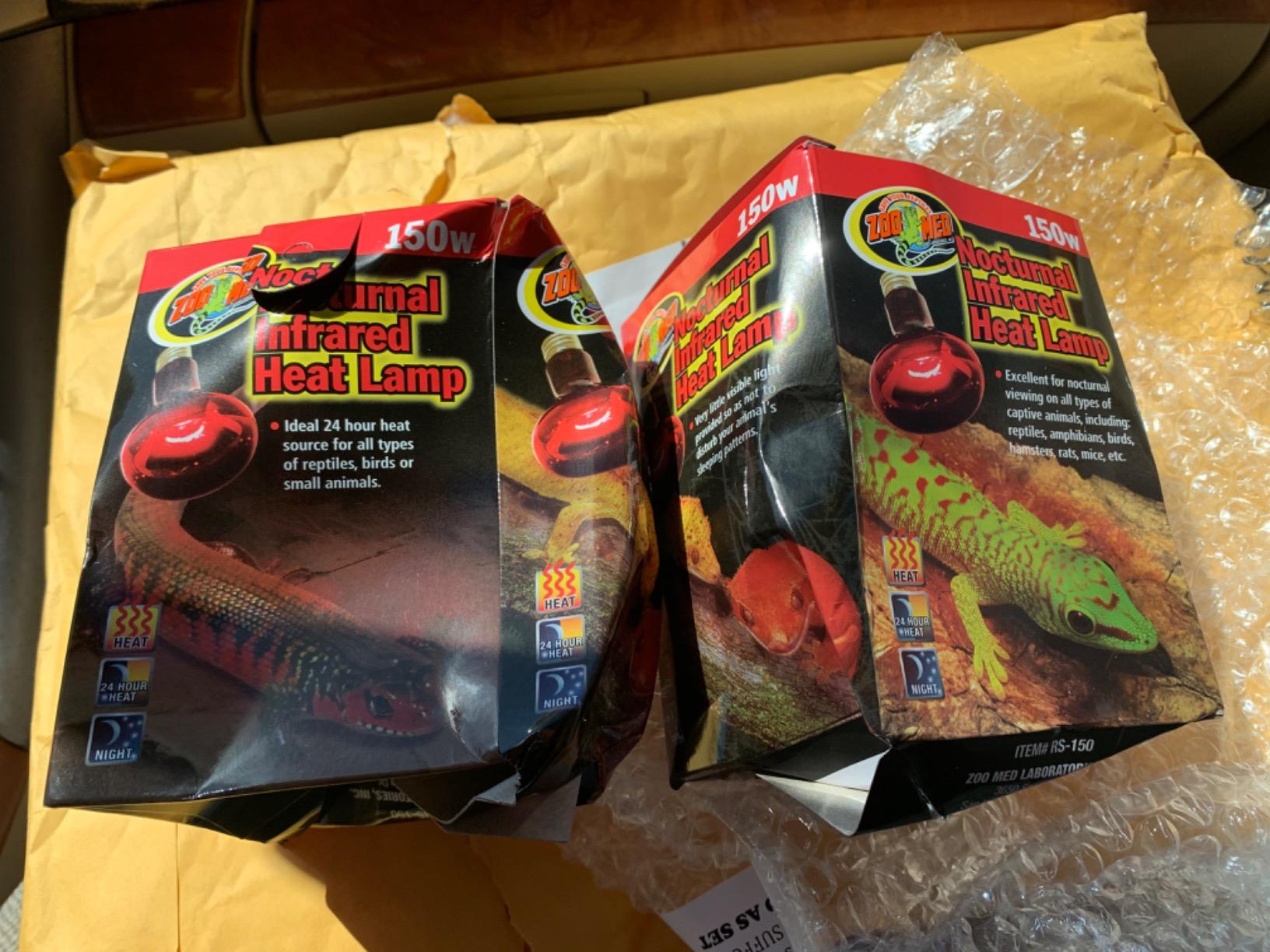 (2 Pack) Zoo Med Red Infrared Heat Lamp, 150 Watts customer photo 1
