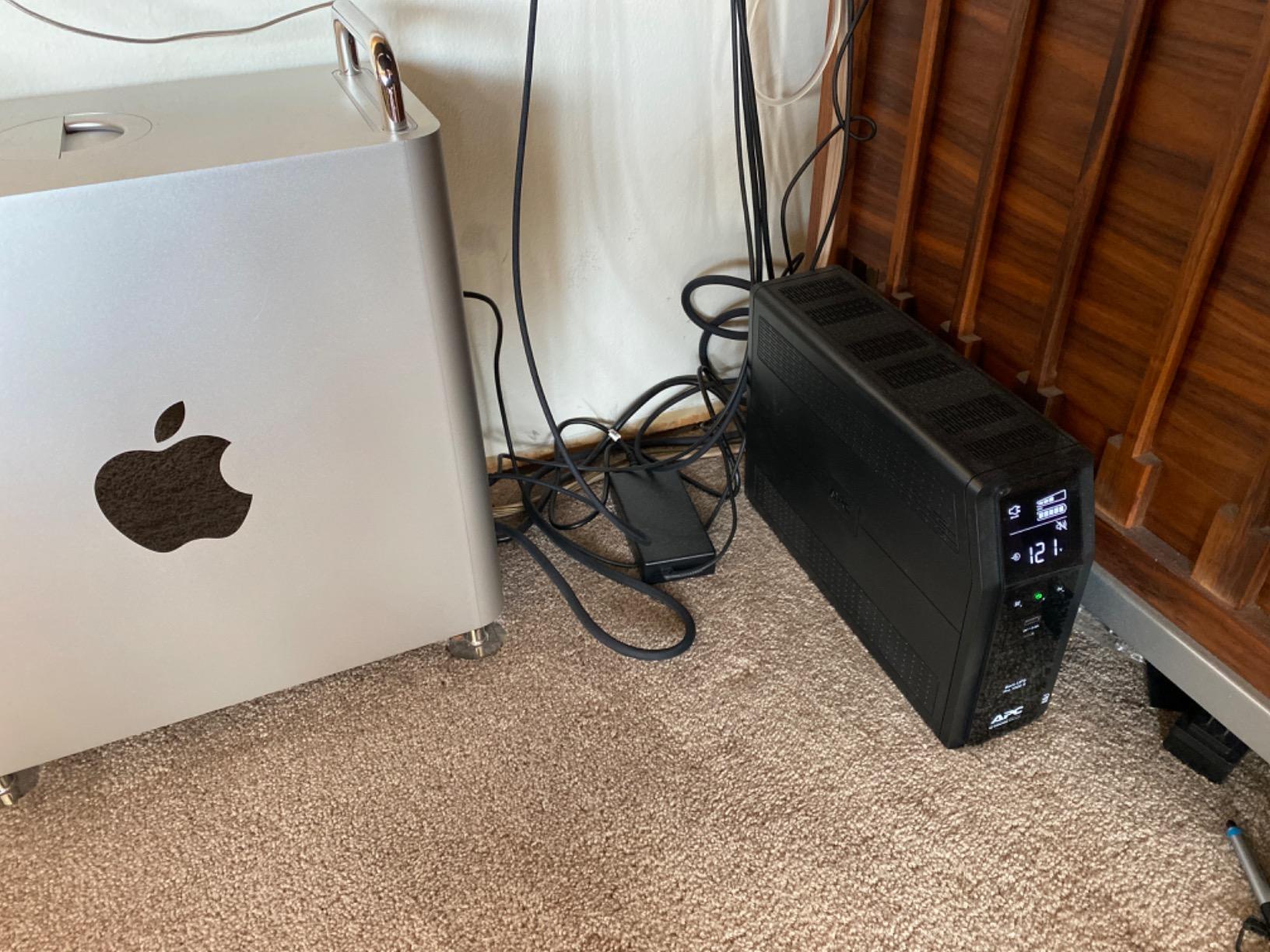 APC UPS 1000VA/600W Pure Sine Wave UPS for Computer, Electronics, BR1000MS customer photo 2