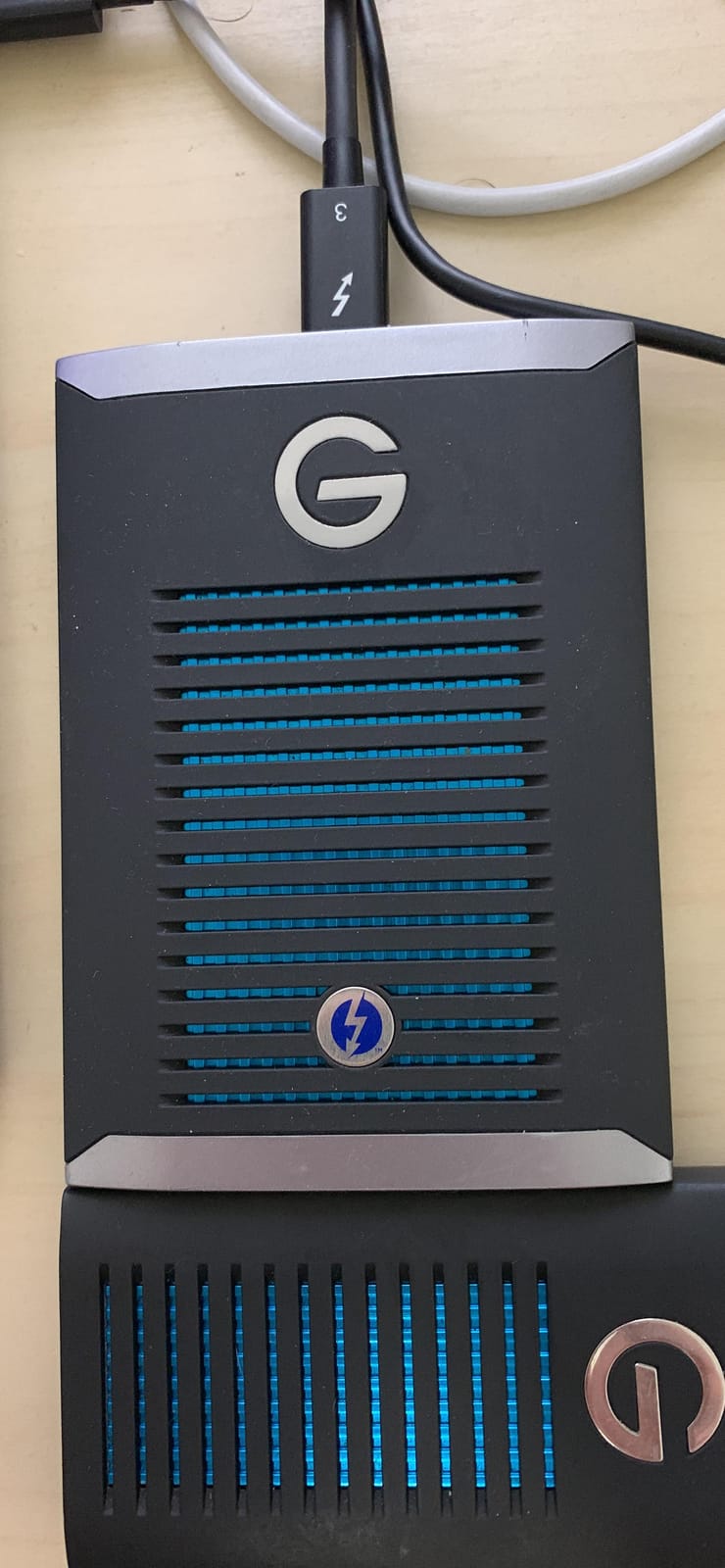 G-Technology 1TB G-DRIVE Mobile Pro SSD Portable Professional Grade External Storage - Thunderbolt 3 - 0G10311-1 customer photo 2