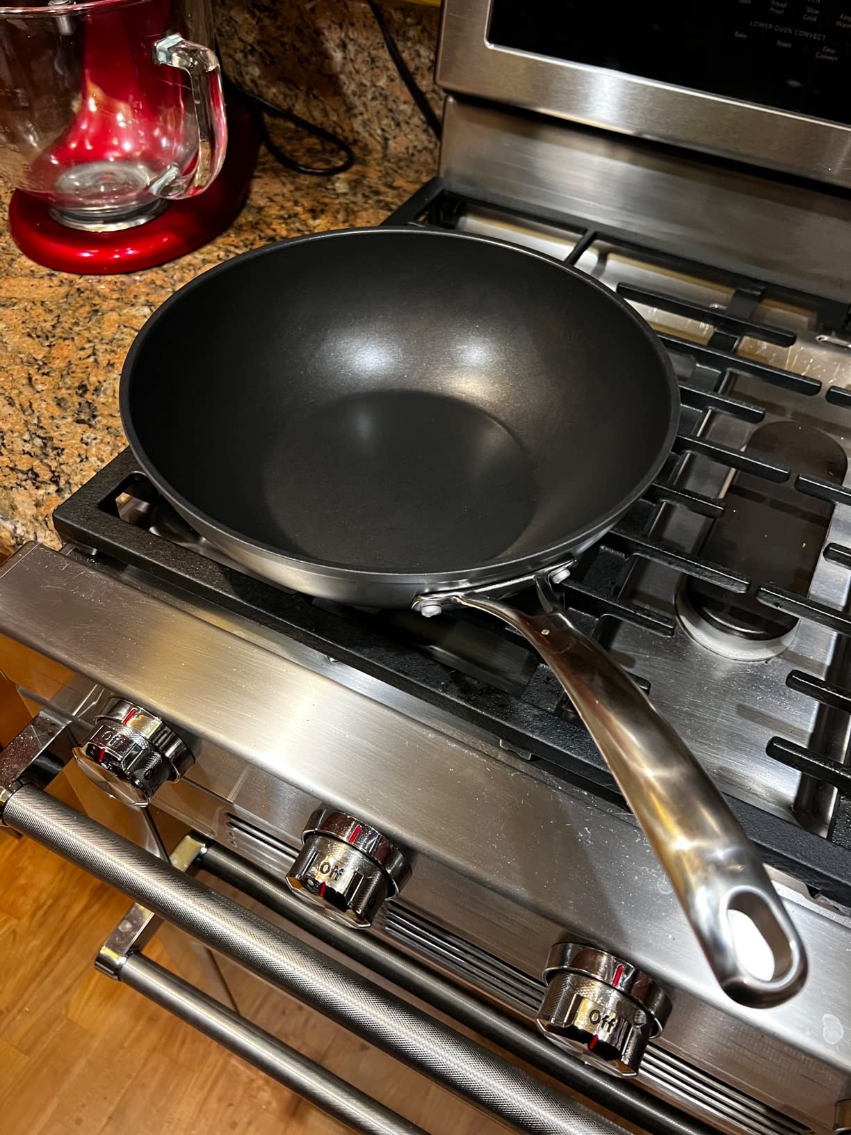 Cooks Standard Classic 11-Inch Hard Anodized Nonstick Wok Stir Fry Pan customer photo 2