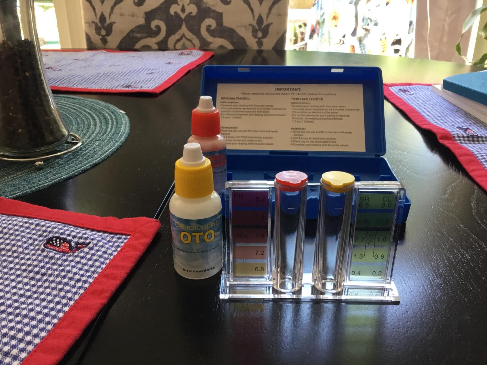 Swimming Pool Spa Water Chemical Test Kit for Chlorine and Ph Test (2 Way Test Kit) customer photo 1