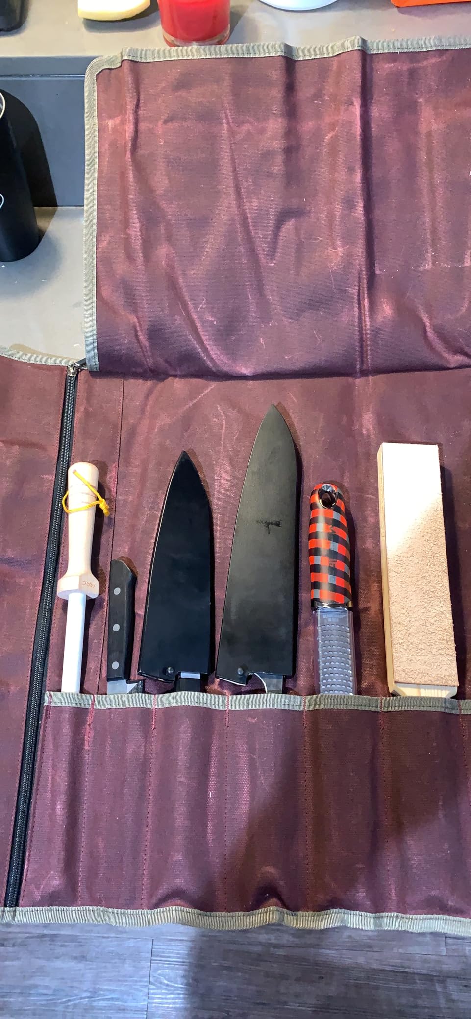 Chef’s Knife Roll Bag,Waxed Canvas Knife Cultery Carrier, Portable Chef Knife Cases,Knife Pouch Holders With 10 Slots Plus 1 Zipper Pockets Can Hold Home Kitchen Knife Tools Up To 18.8” customer photo 2