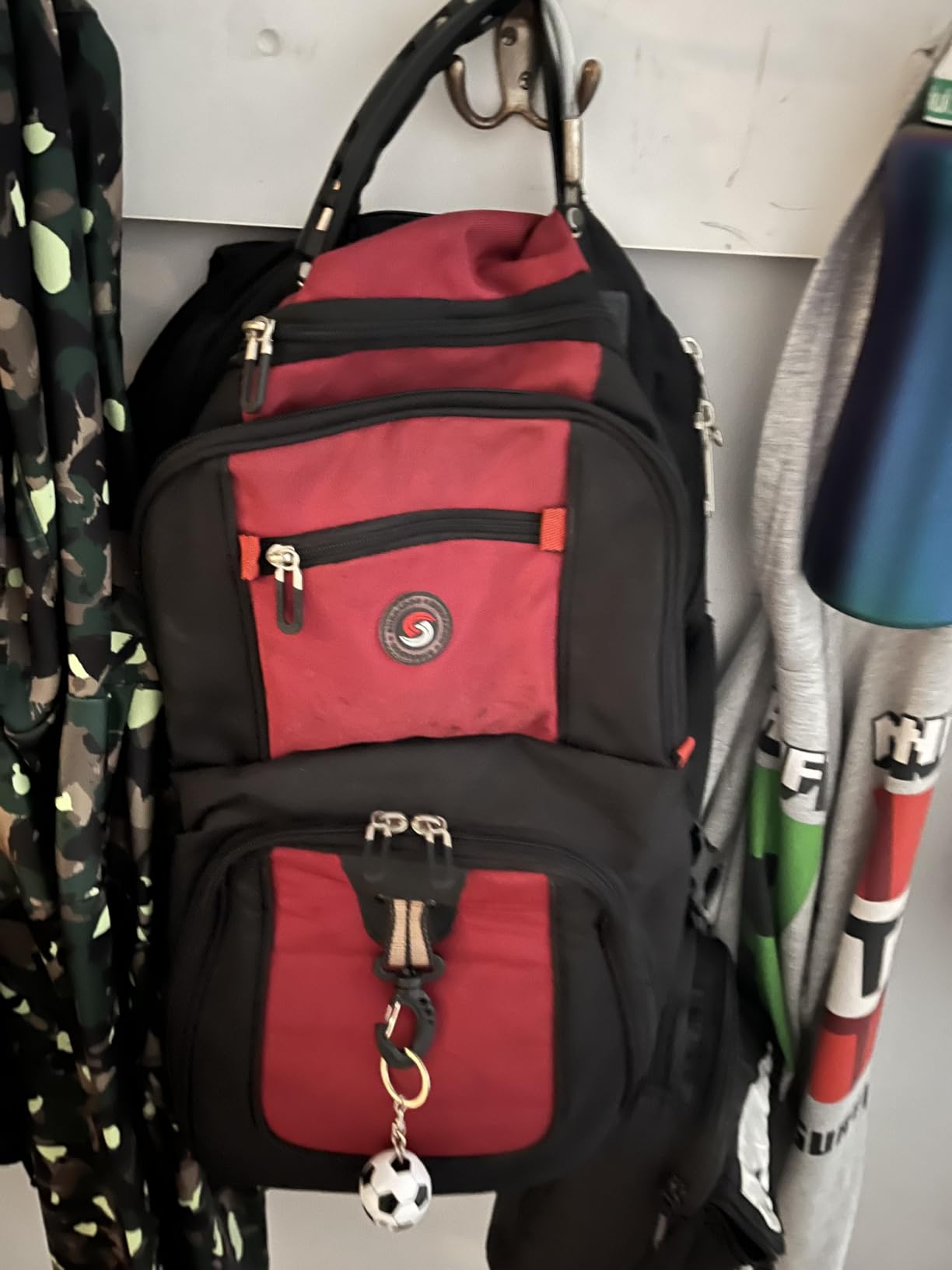 SHRRADOO Extra Large Travel Laptop Backpack for Men, Work College Backpacks customer photo 2