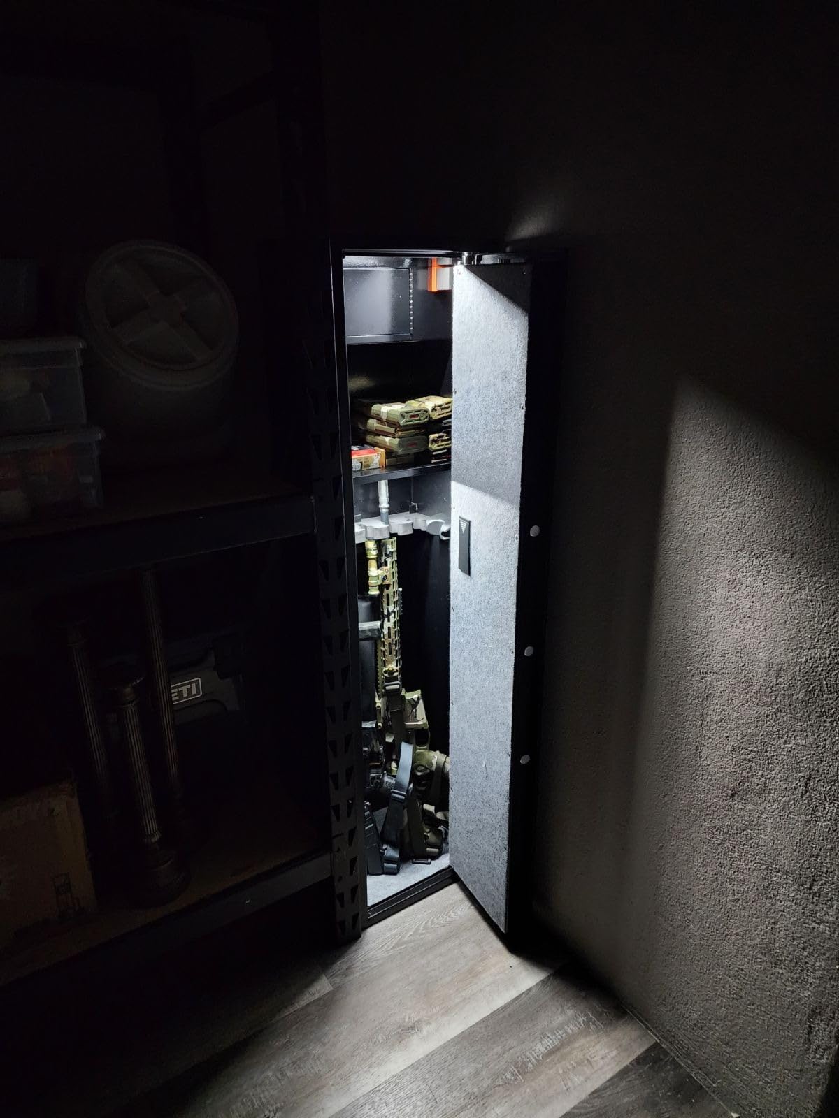 Langger V Biometric Rifle Gun Safe,Quick Access 5-Gun Large Improved Fingerprint Shotgun Security Cabinet for Rifle Shotgun w/o Scopes with Pistol Lock Box,Removable Storage Shelf (New Biometric Safe) customer photo 2