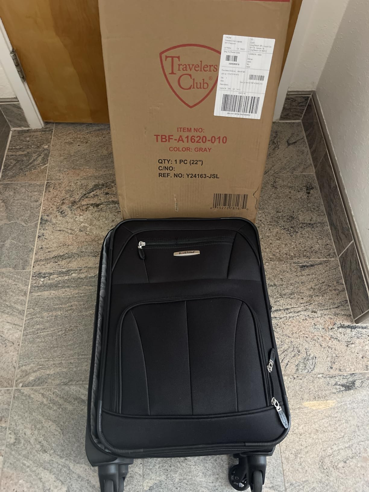 Travelers Club Cosmo Luggage, Fern Green-20, 20-Inch customer photo 1