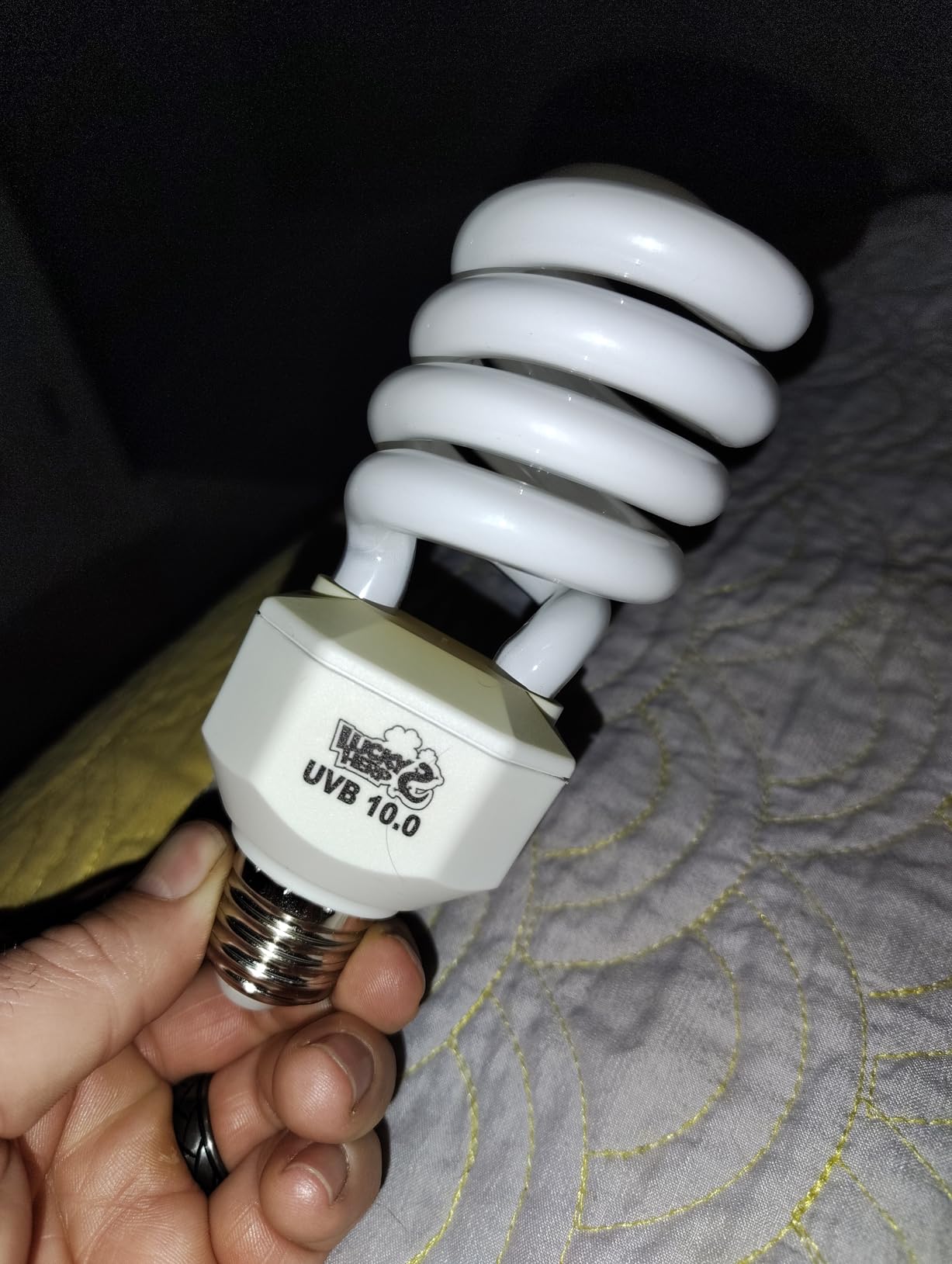 LUCKY HERP UVA UVB Reptile Light 10.0, Desert UVB 150 Compact Fluorescent Lamp, UVB Light for Reptiles 23W, UVA UVB Reptile Light Bulb, UVB Bulb for Reptiles Bearded Dragons Lizards Tortoises Snakes customer photo 2
