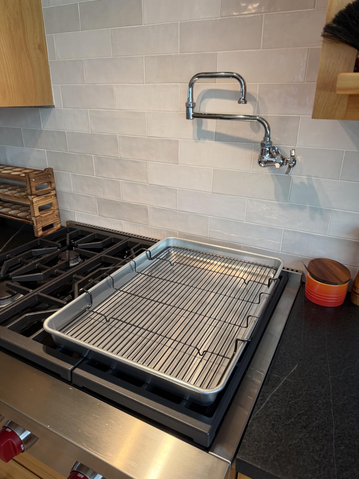 Nordic Ware Extra Large Oven Crisping Baking Tray, with Rack, Silver customer photo 2