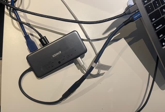 Anker USB-C Hub, 8-in-1 Multiport Ethernet Adapter with 4K@60Hz HDMI Port customer photo 2