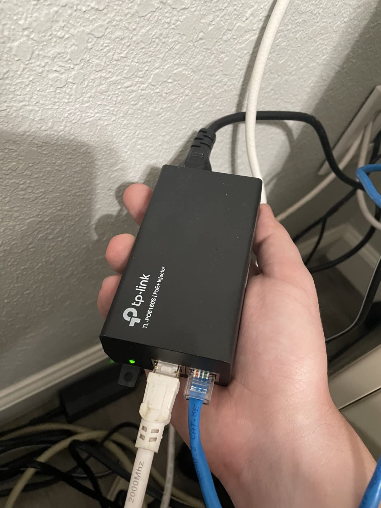 Omada PoE+ Injector, Up to 30W, Gigabit, UL Certified(POE160S) customer photo 1