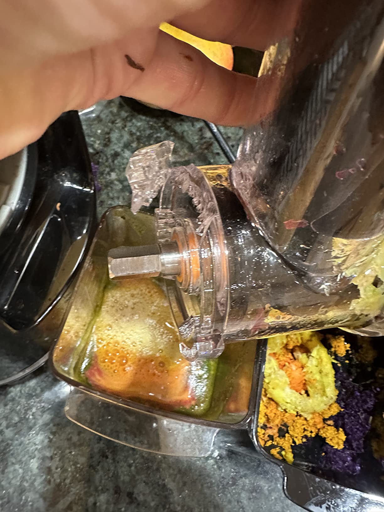 Omega H3000RED Cold Press 365 Juicer Slow Masticating Extractor Creates Delicious Fruit Vegetable and Leafy Green High Juice Yield and Preserves Nutritional Value, 150-Watt, Red customer photo 1