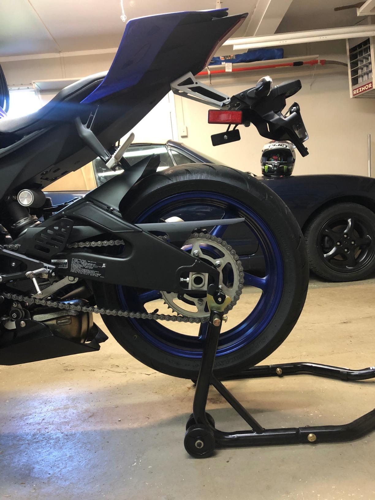 Venom Sport Bike Motorcycle Rear Wheel Swingarm Spool Lift Stand Paddock Stands Compatible with Yamaha Honda Kawasaki Suzuki Ducati BMW customer photo 2