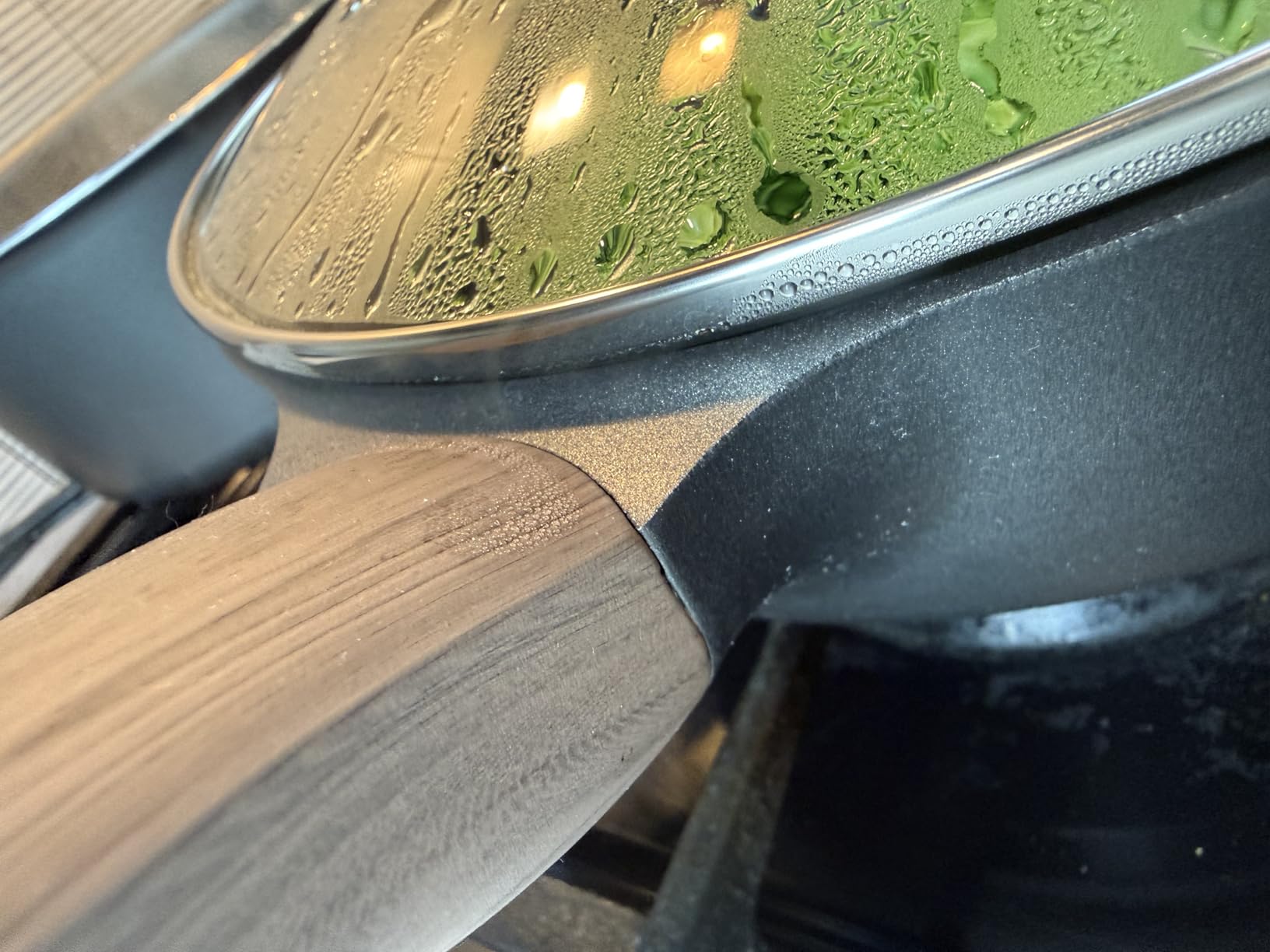 SENSARTE Nonstick Frying Pan Skillet with Lid, 12 Inch Large Deep Frying Pan, 5 Qt Non Stick Saute Pan with Cover, Induction Pan, Healthy Non Toxic Cooking Pan with Helper Handle, PFOA PFOS Free customer photo 2