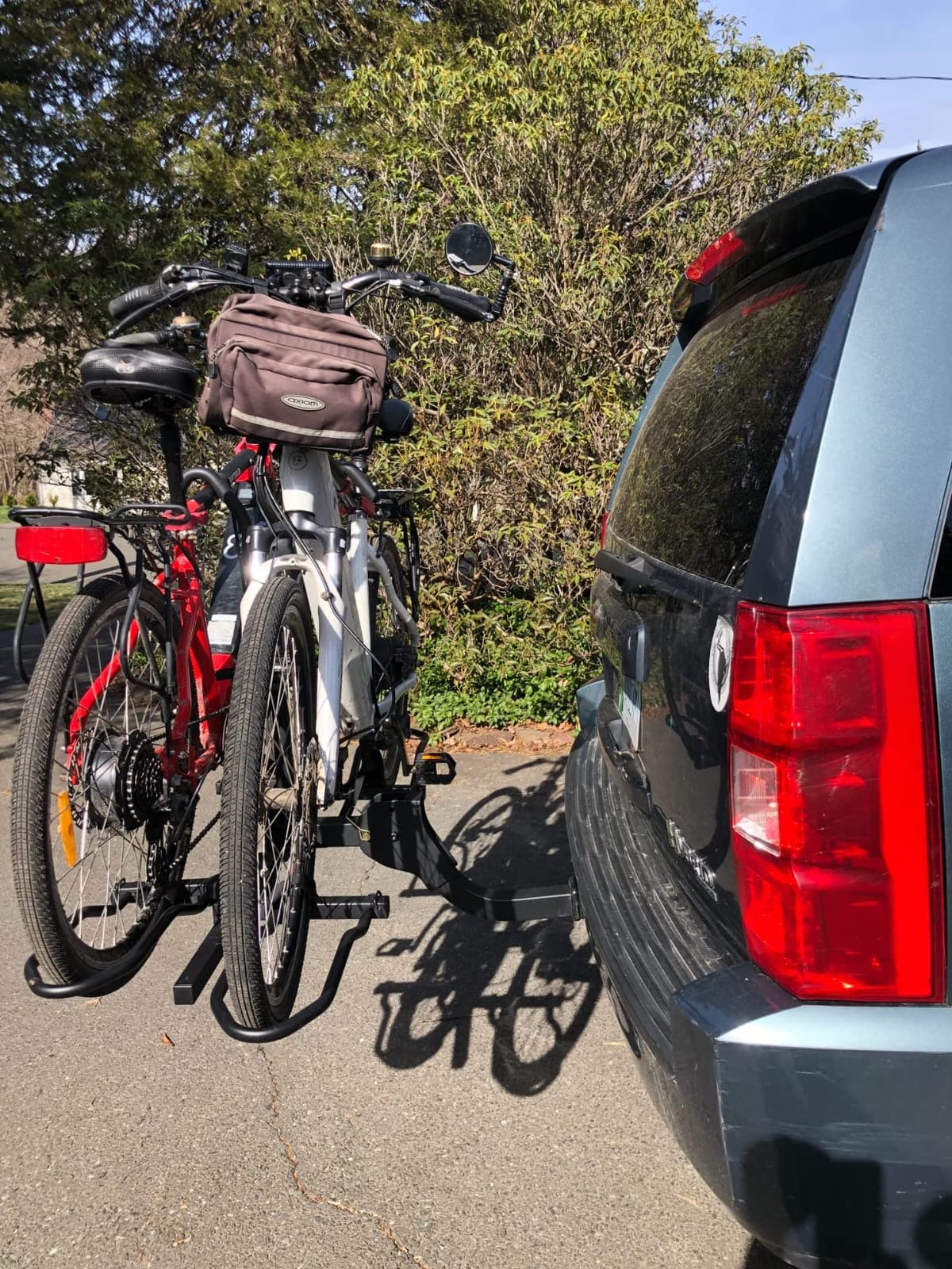 WEIZE Hitch Bike Rack, Wobble Free Smart Tilting Folding Bicycle Car Racks for Standard, Fat Tire and Electric Bike, 2-Bike 160 lbs Capacity, 2-inch Receiver customer photo 2