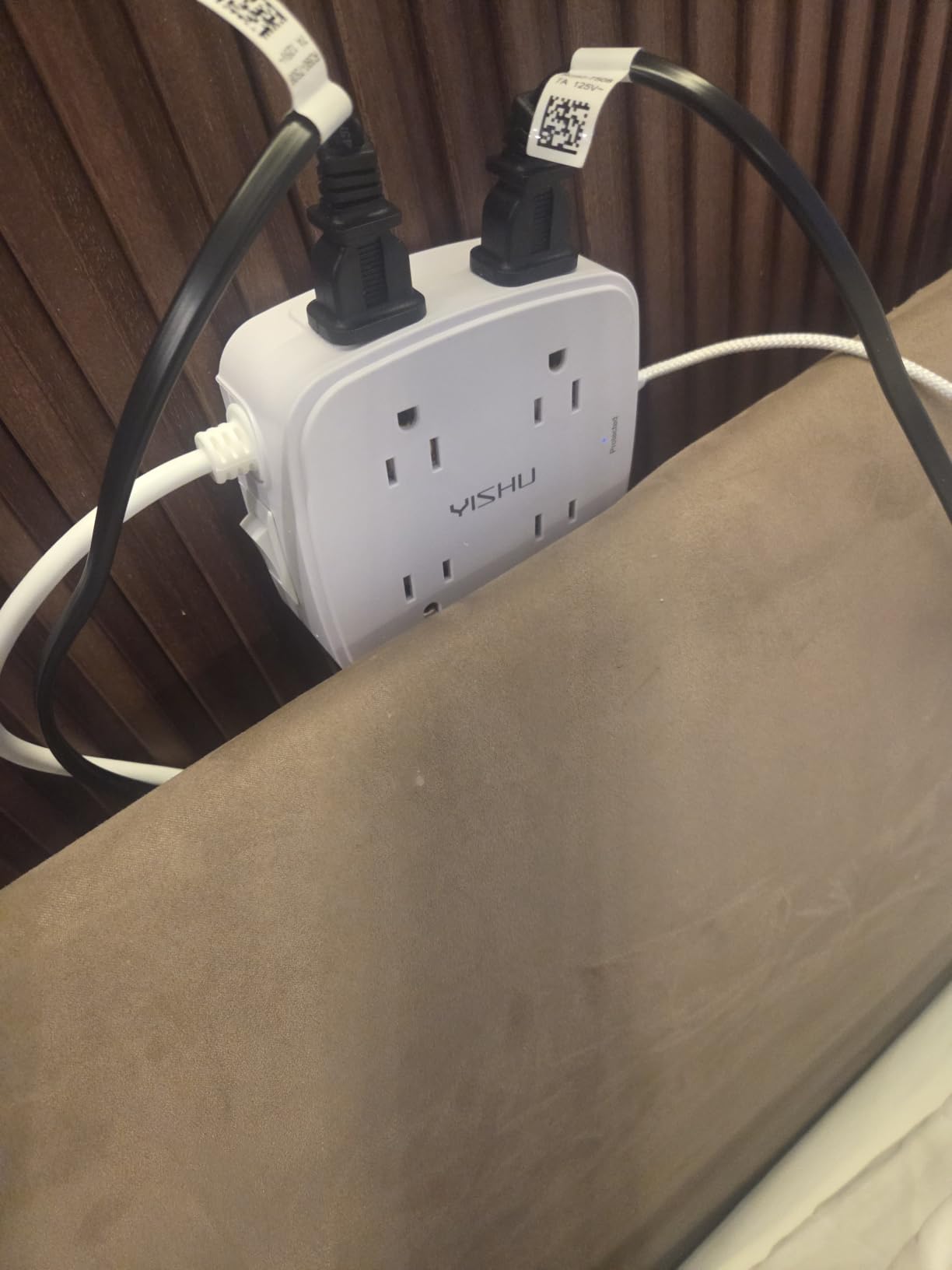 YISHU 6Ft Surge Protector Power Strip with 8 Widely Outlets & 4 USB Ports customer photo 2