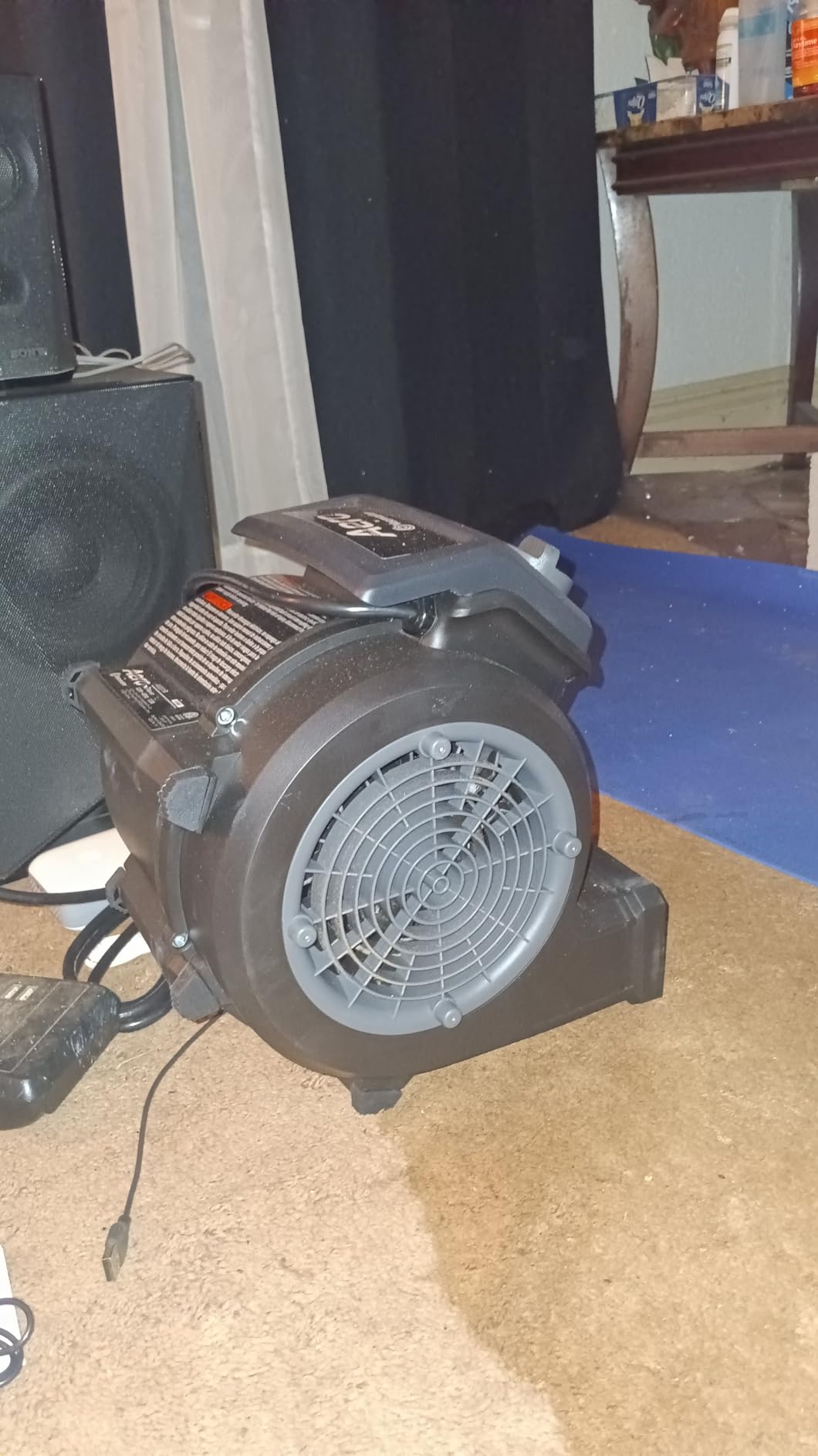 Vacmaster AM201R Aero Air Mover and Fitness Fan With Remote Control 550 CFM customer photo 1