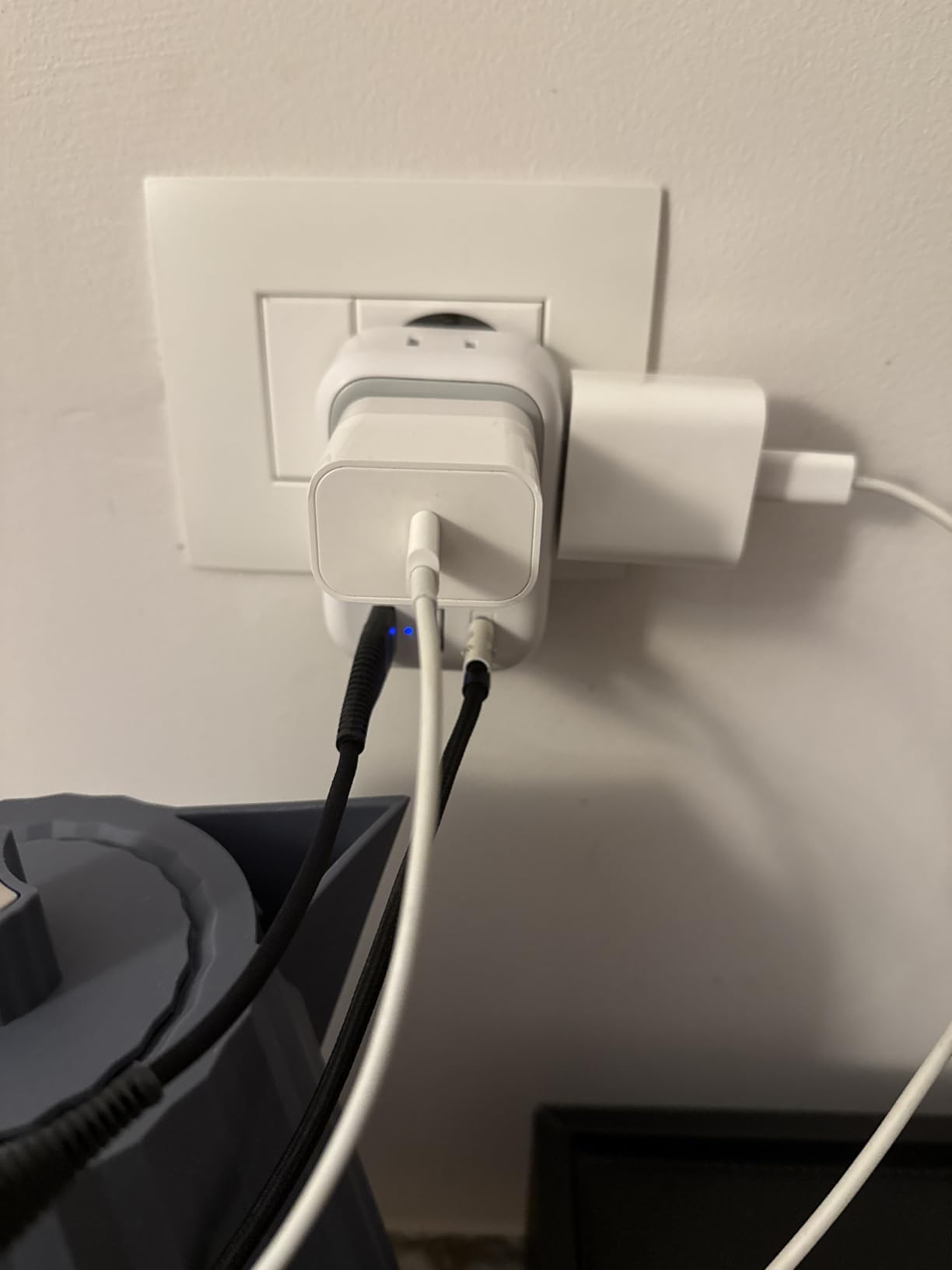 TESSAN European Travel Plug Adapter USB C, International Plug Adaptor customer photo 2