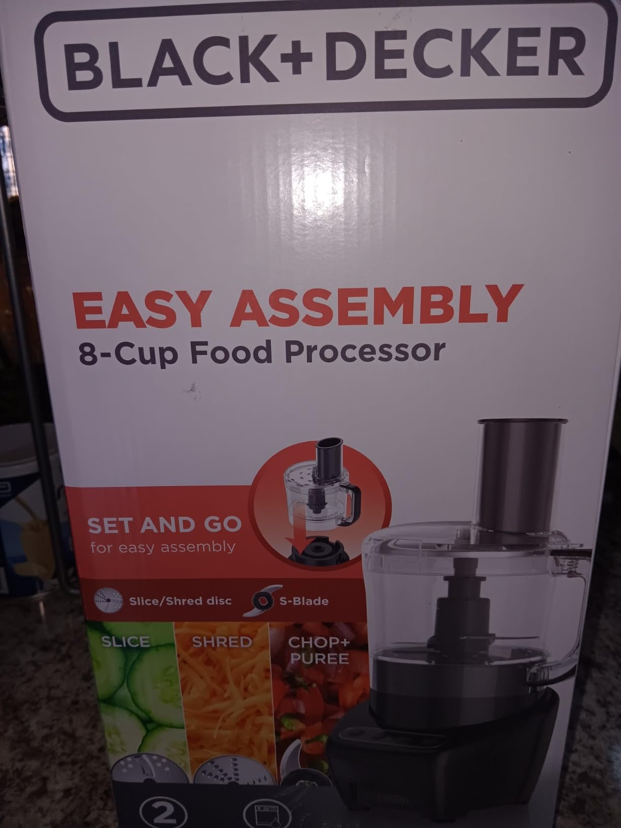 BLACK+DECKER Food Processor and Vegetable Chopper, Stainless Steel Blade, 8-Cup Capacity, 450W Power with Attachments to Shred, Slice, Mince, Grind, and Puree customer photo 1