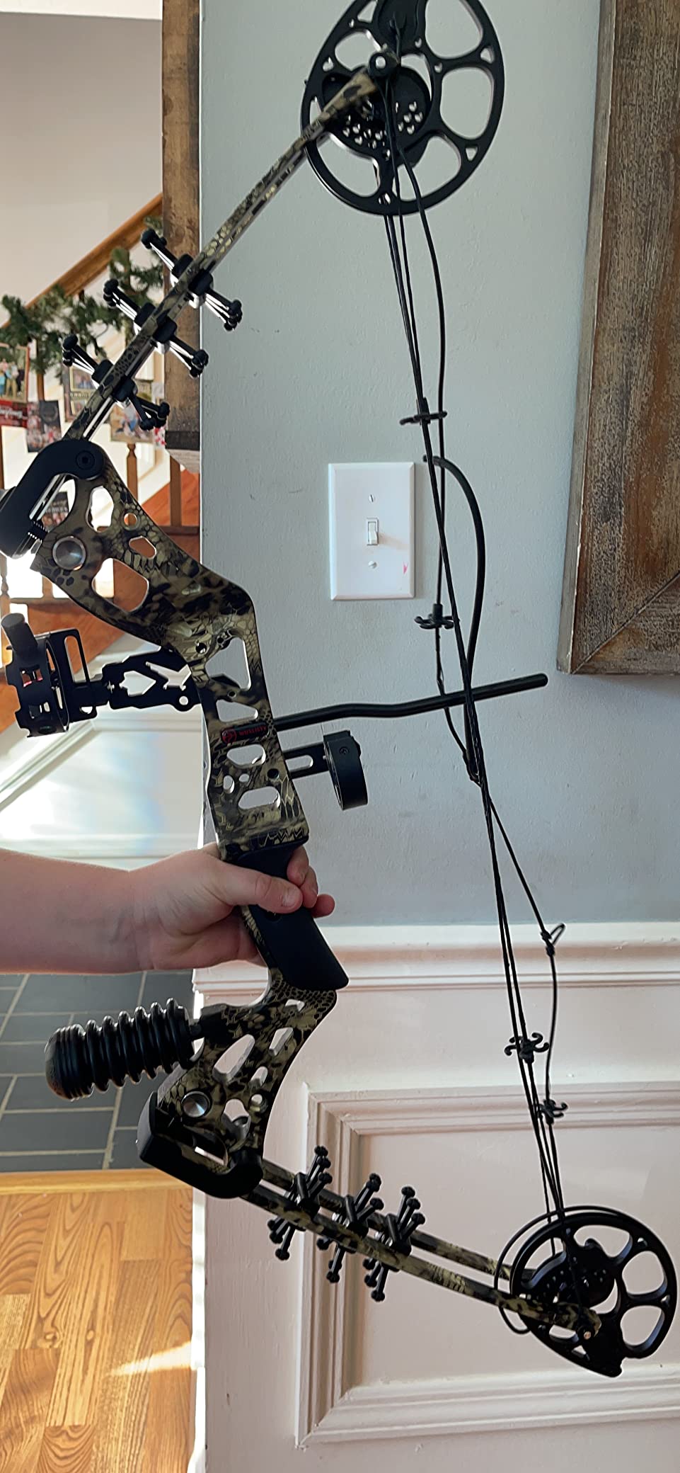 Youth Compound Bow Set 15-45 Lbs for Teens and Beginner, Package with Archery Hunting Equipment, Max Speed 260fps, Adjustable, Right Hand customer photo 2