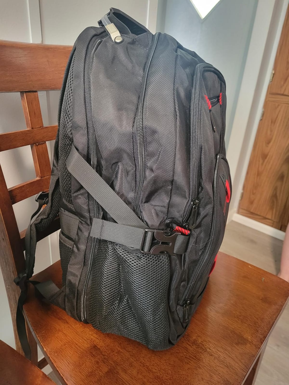 ANTERK Extra Large Travel Laptop Backpack 17.3 In Carry on Backpack for Men customer photo 1