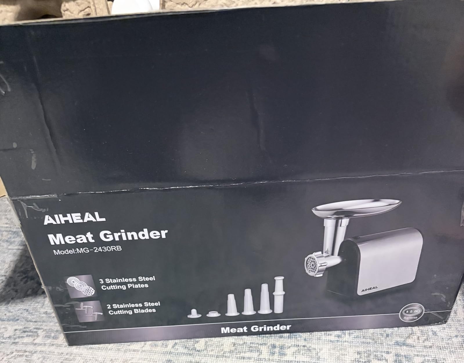Electric Meat Grinder, Sausage Stuffer with 3 Sausage Tubes, 2 Blades, 3 Plates, 3200W Max, Meat Grinder Heavy Duty for Home Kitchen Use, Stainless Steel (Black) customer photo 2