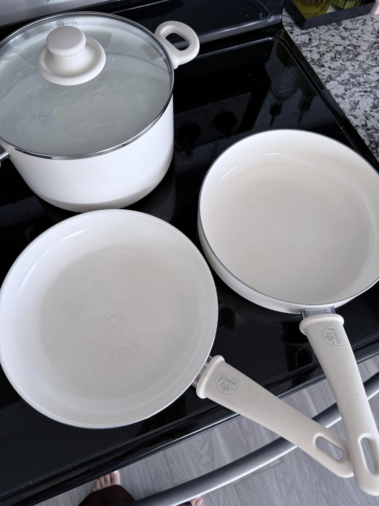 GreenLife 16 Piece Ceramic Nonstick Pots & Pans Cookware Set, Gray customer photo 2