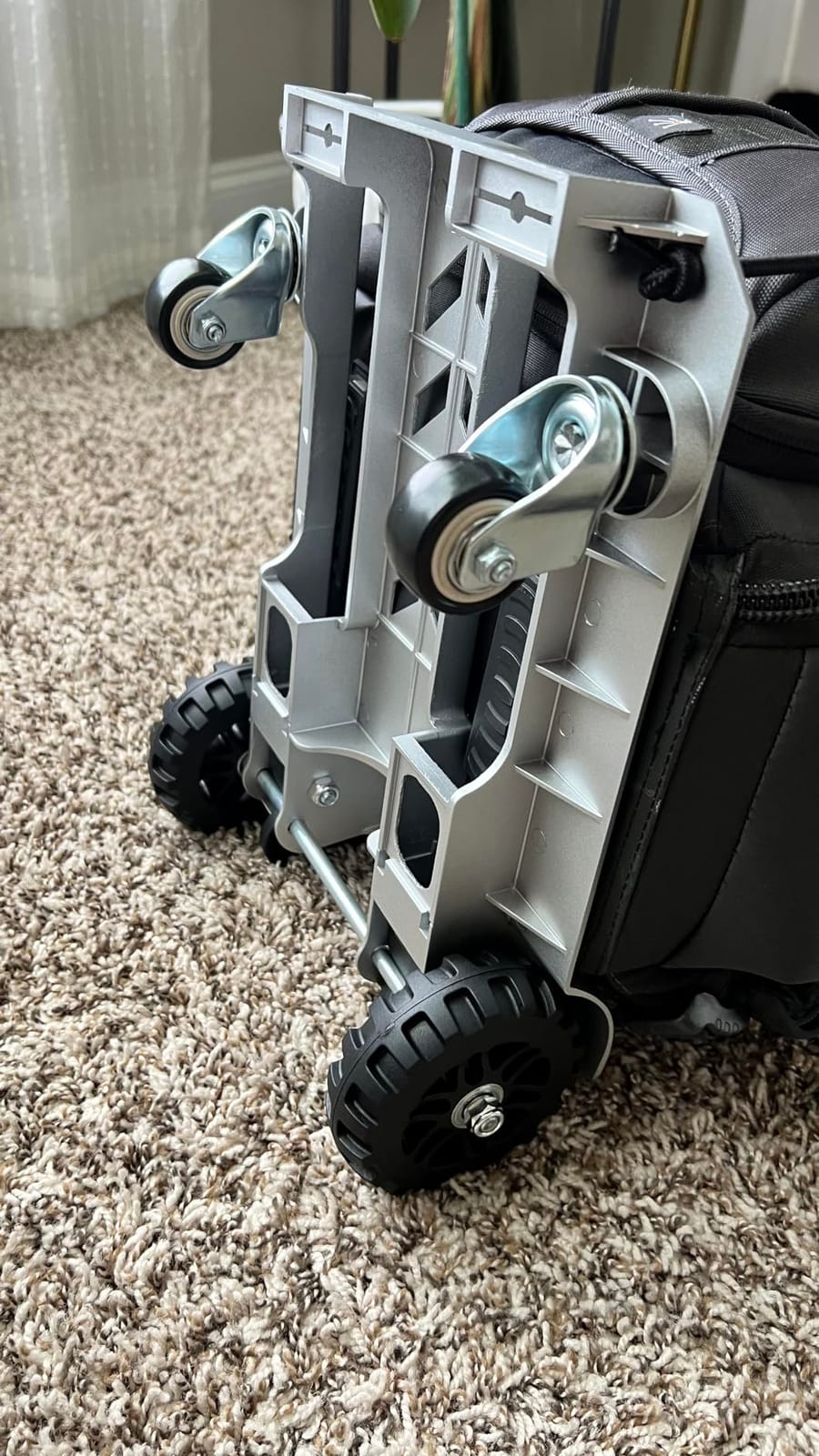 KEDSUM 270LBS Utility Luggage Cart with 4 Wheels, 100% Aluminum Hand Truck Dolly, Folding Hand Truck with Advanced Tank Wheels, Portable Dolly Cart for Luggage, Travel, Shopping, Office Use customer photo 2