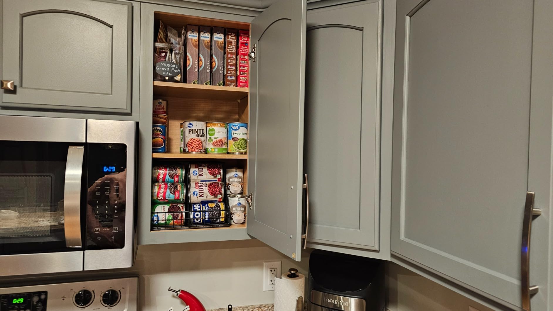 JKsmart 2 Pack Stackable Can Rack Organizer for Pantry Storage,Can Dispensers with 4 Adjustable Dividers, 2-Tier Metal Wire Basket Beverage Pop Soda Rack for Kitchen Cabinet Pantry, Black customer photo 2
