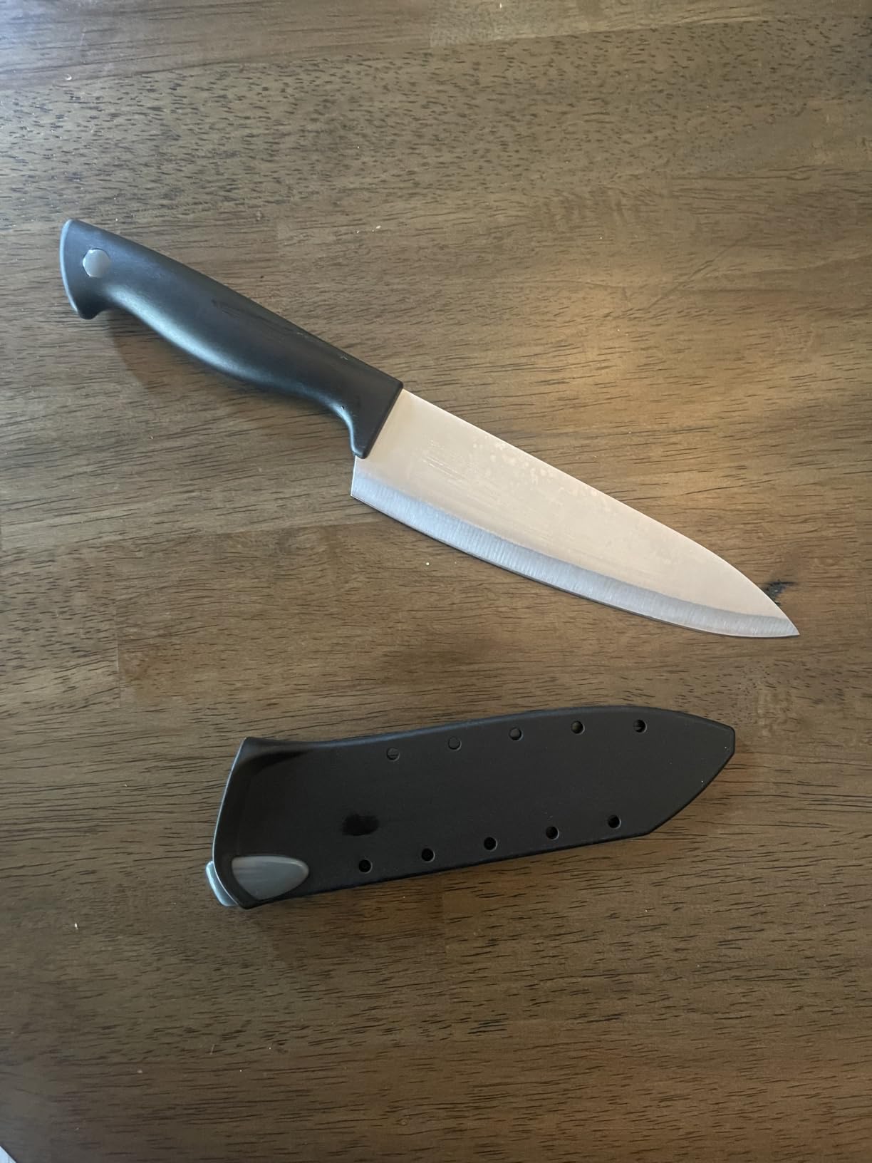 Farberware EdgeKeeper 6-Inch Chef Knife with Self-Sharpening Cover customer photo 2