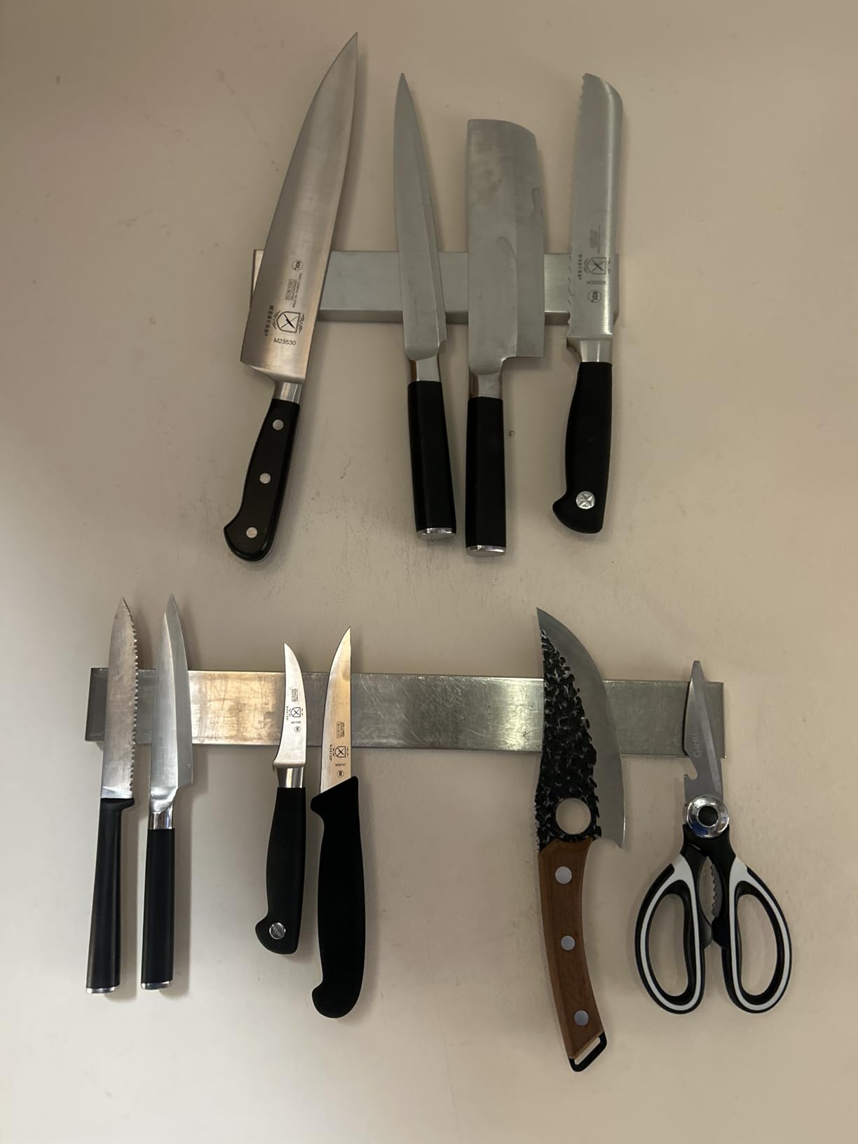 Magnetic Knife Holder for Wall, Knife Magnetic Strip Magnetic Knife Holder for Refrigerator Mount Knife Rack Kitchen Utensil Holder Metal Tool Holder Knife Block Kitchen Organizer Accessories 9.7 Inch customer photo 2