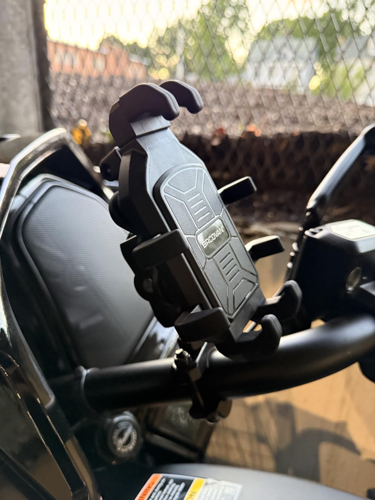 BRCOVAN Motorcycle Phone Mount Holder with Vibration Dampener customer photo 1