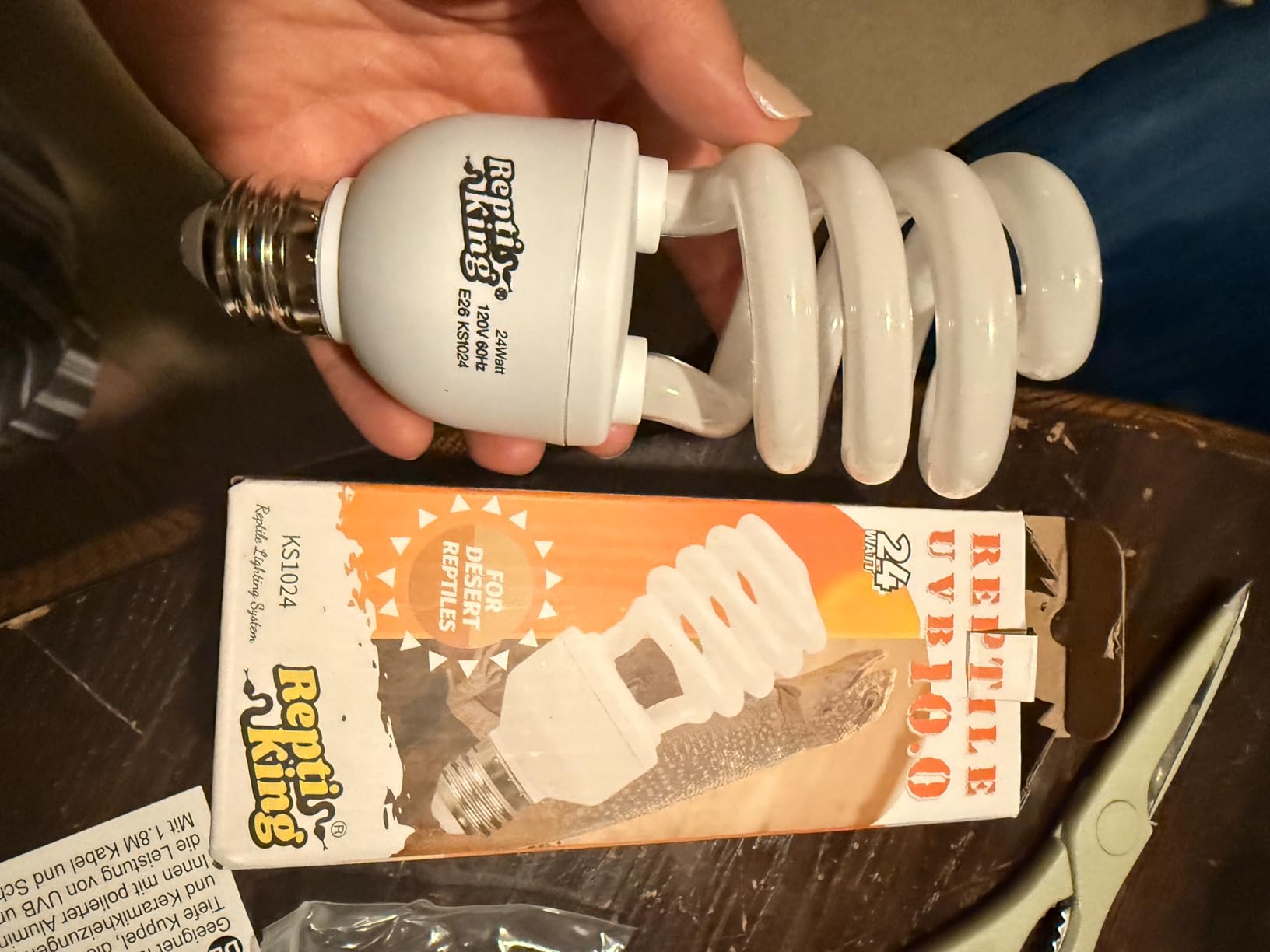 UVB Reptile Light, 10.0 24W, UVA UVB Reptile Light Bulb Lamp for Bearded Dragon, UVB Bulbs for Desert Reptiles customer photo 1