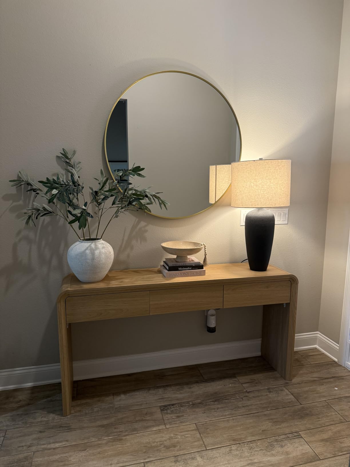 XRAMFY 30 Inch Round Mirror-Gold Circle Mirrors for Bathroom, Entryway customer photo 1