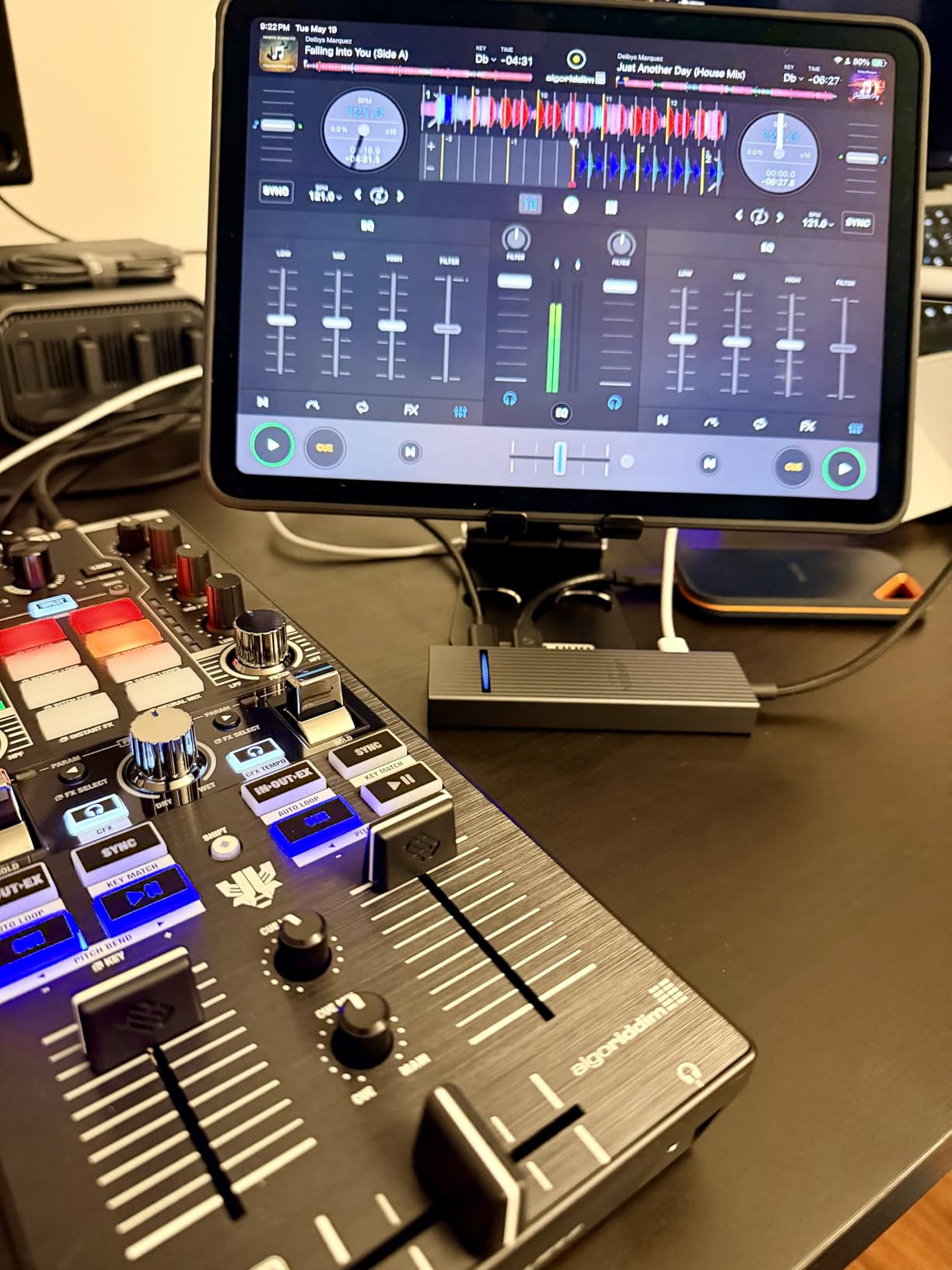 UGREEN Revodok Pro USB-C Hub 6 in 1 10Gbps 4K 60Hz HDMI customer photo 1