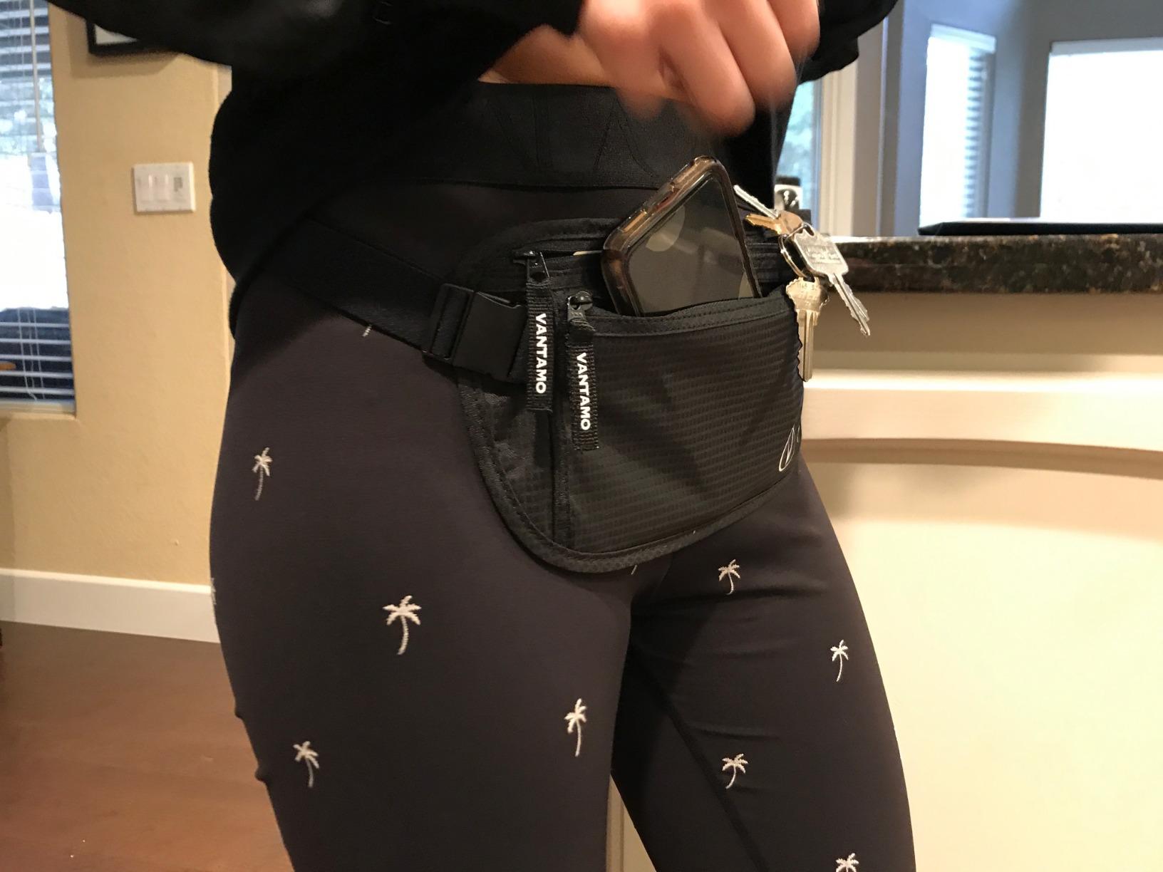 Vantamo Money Belt with RFID For Men & Women, Hidden Passport Holder for Travel, 2 Compartment Travel Fanny Pack for Women Anti Theft customer photo 1