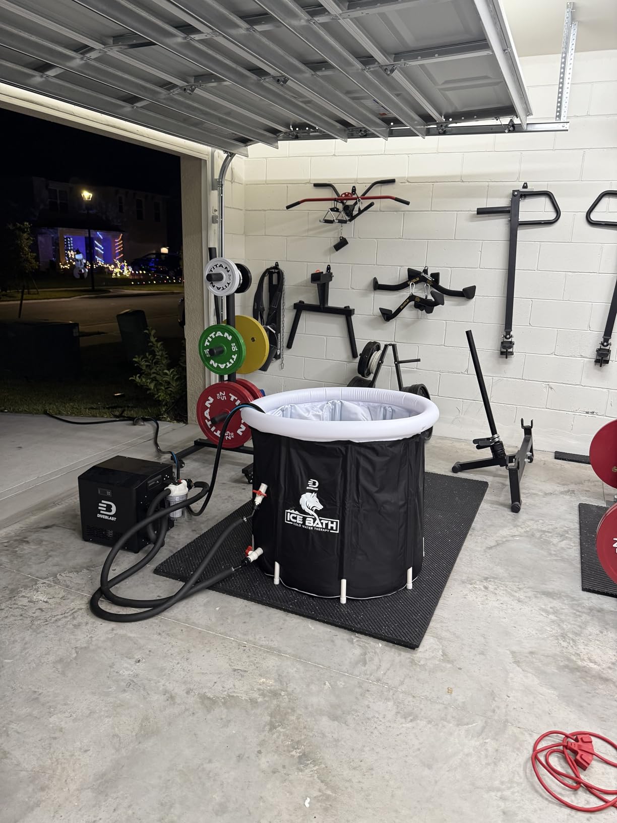 Diveblast Cold Plunge Tub With Water Chiller, Pump and Filter - Low Consumption 2/3 HP Cold Plunge Chiller - Cools Water Down to 39°F customer photo 1