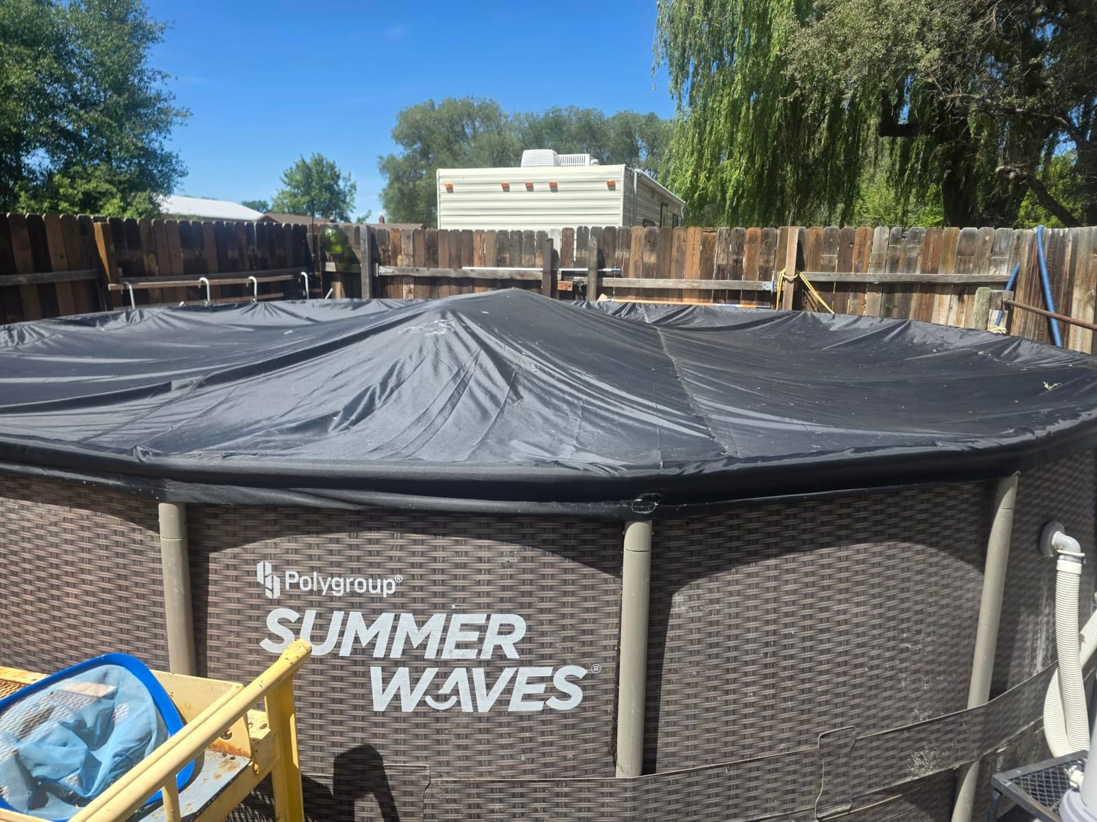 SIHAIAN 16 Ft Round Pool Cover, with Automatic Drain Pool Cover, Patented One-Piece Tensioning System Above Ground Pool Cover, Preventing Waterlogging, Yarn-Dyed Oxford Fabric Solar Pool Cover customer photo 2