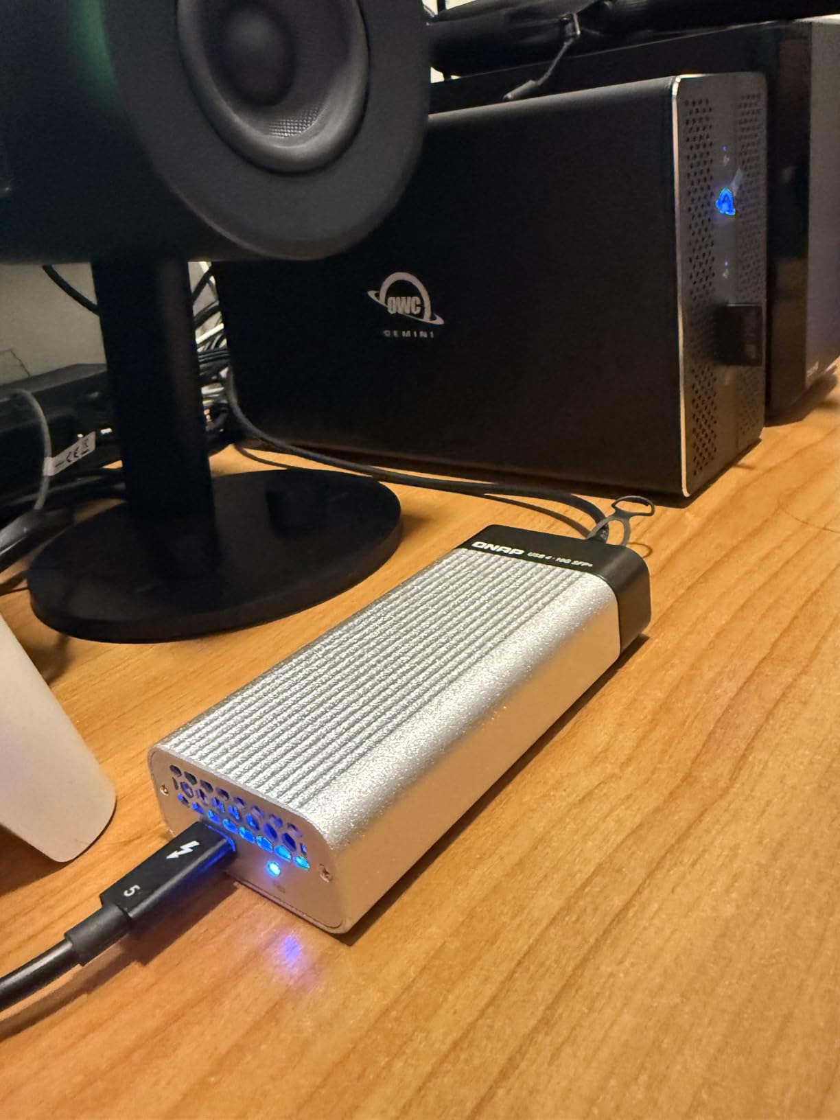 QNAP 10GbE SFP+ Network Adapter to USB 4 Type-C & Thunderbolt 3/4 Compatible (QNA-UC10G1SF) customer photo 1